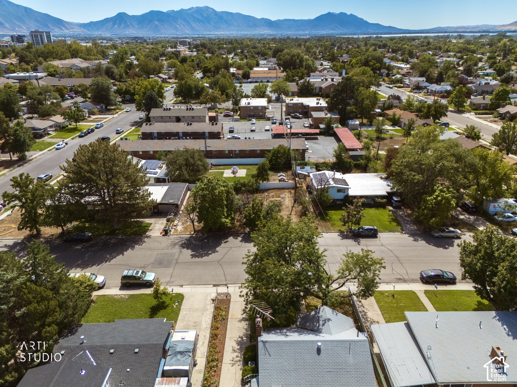 main property photo 14