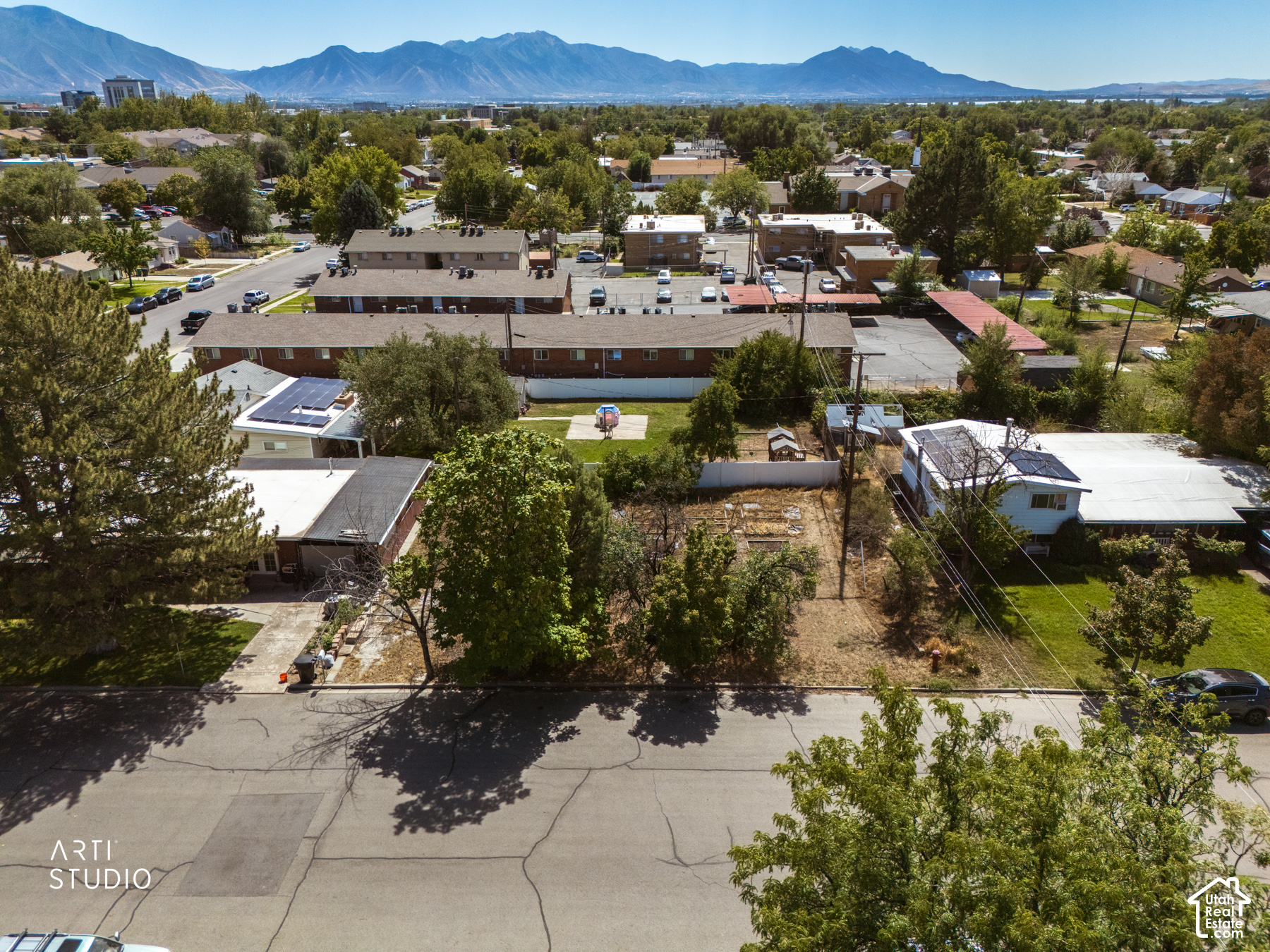 main property photo 7