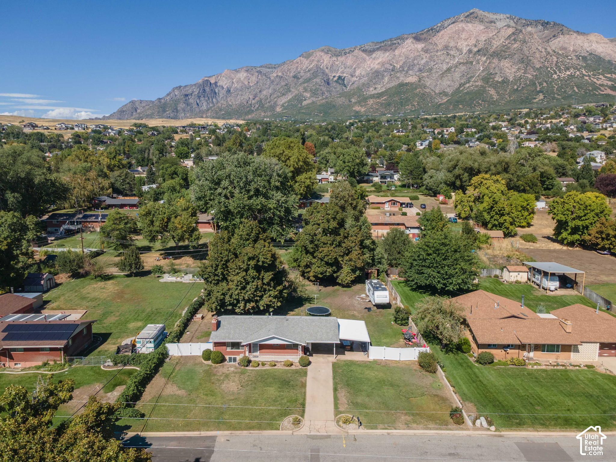 main property photo 26