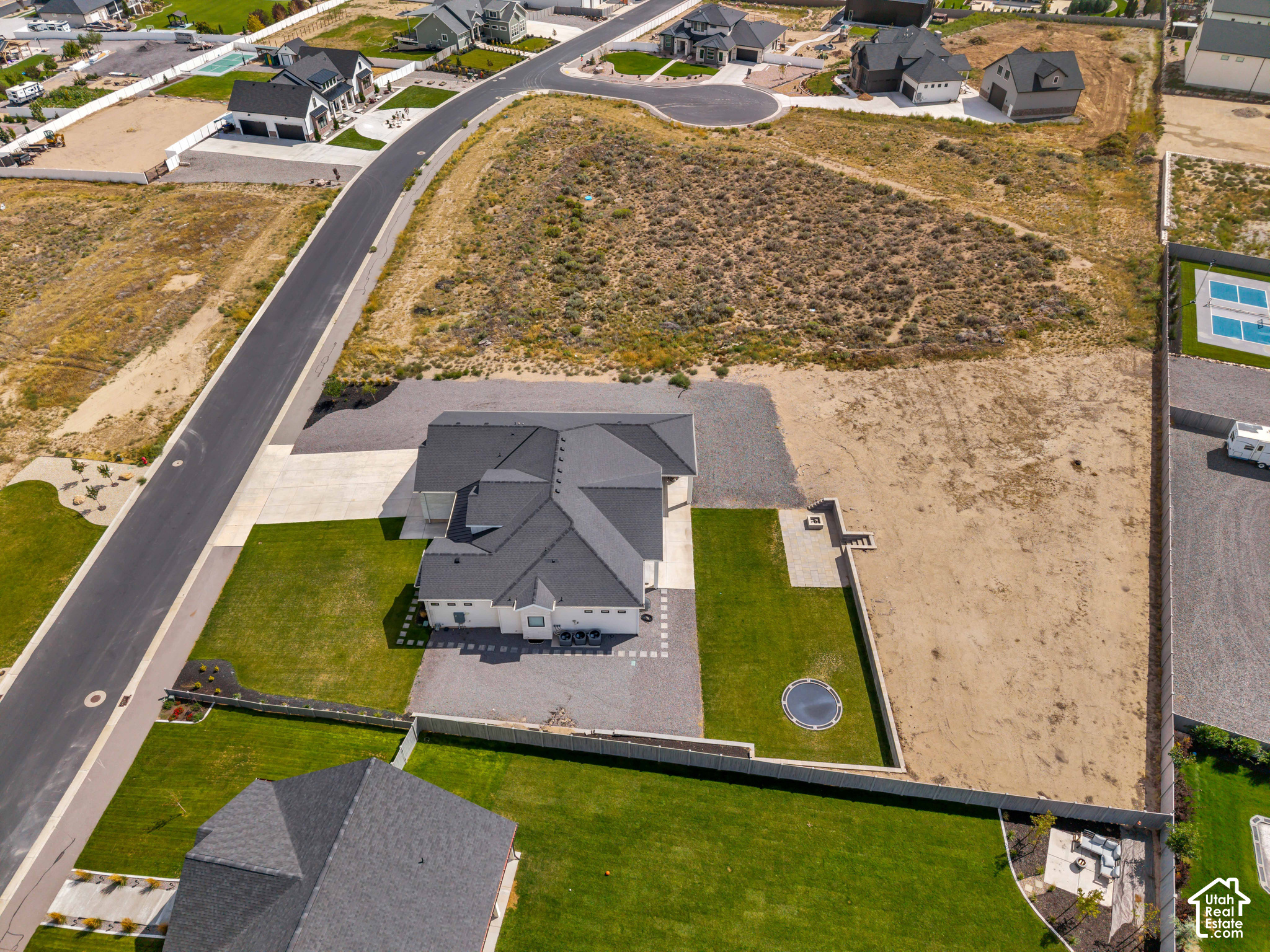 main property photo 64