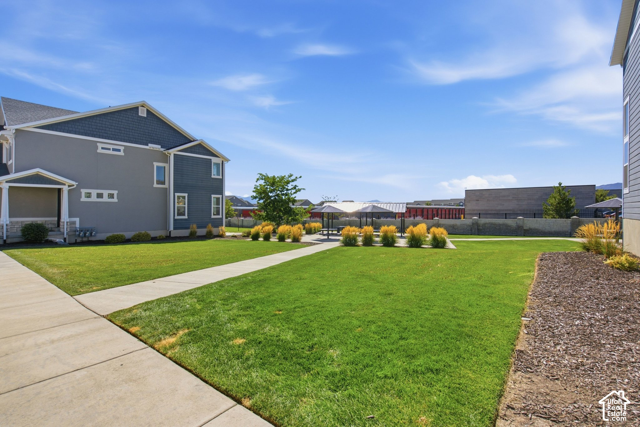 main property photo 47