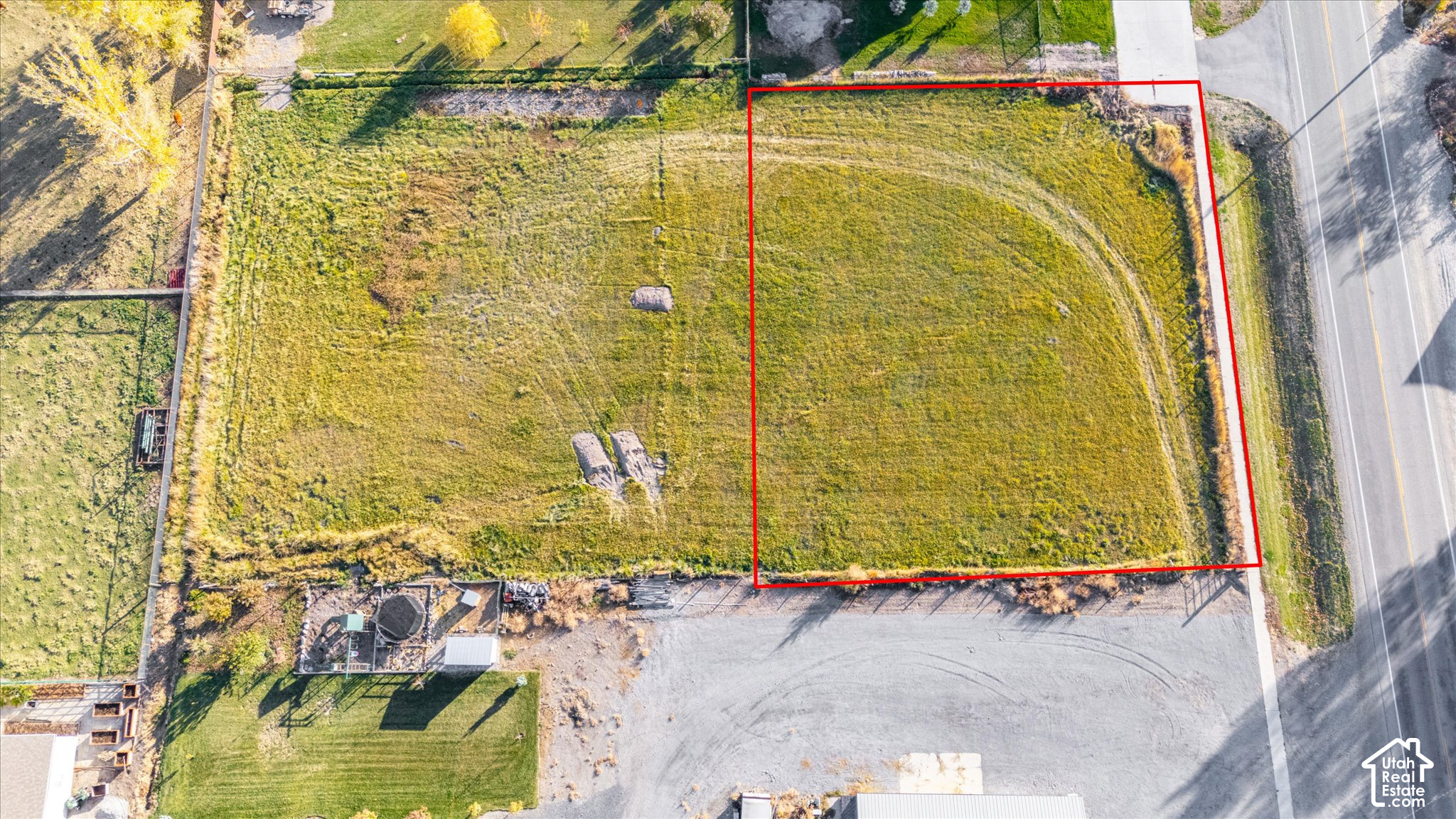 main property photo 11
