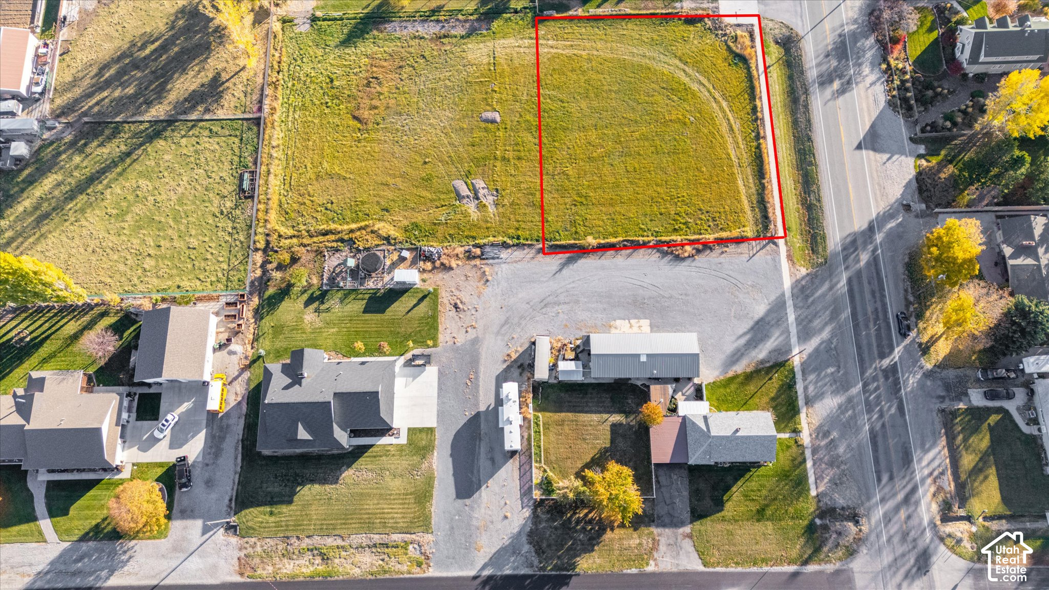 main property photo 13