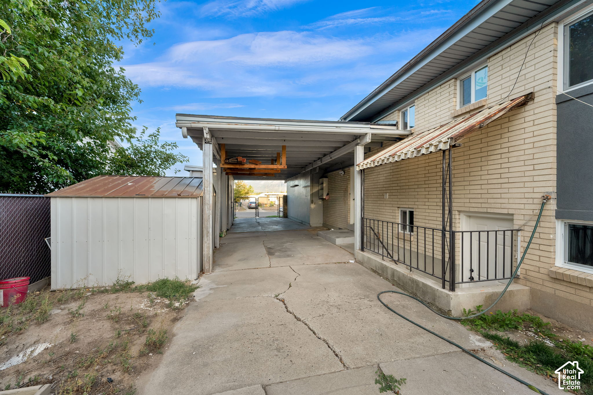 main property photo 29