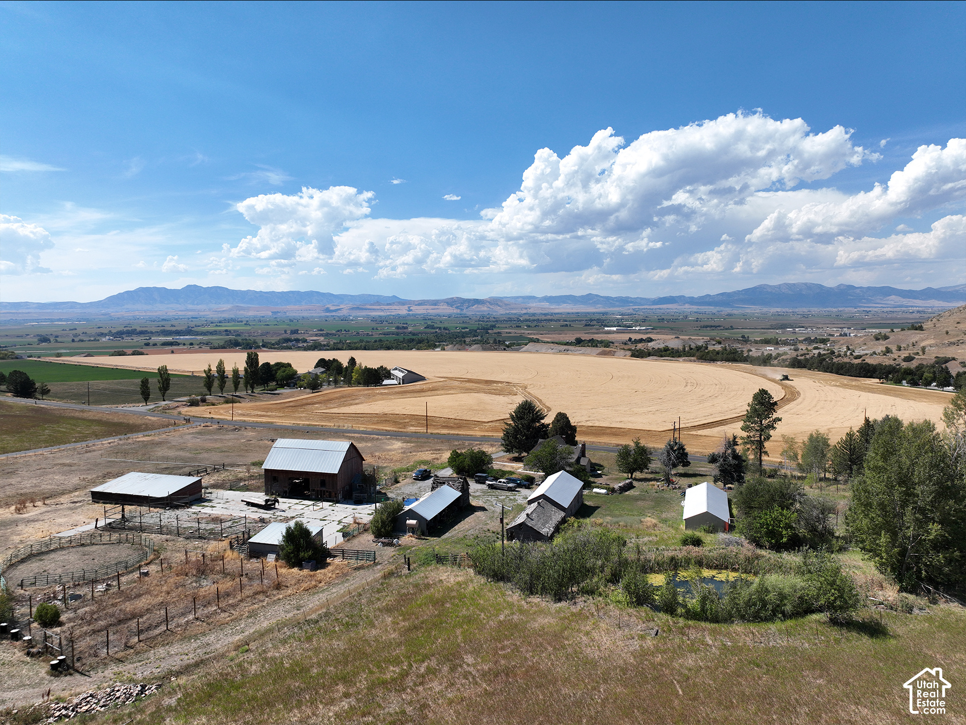 main property photo 25