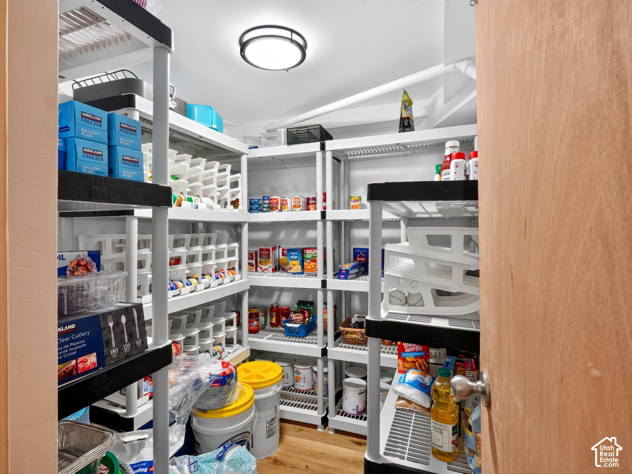 main property photo 22