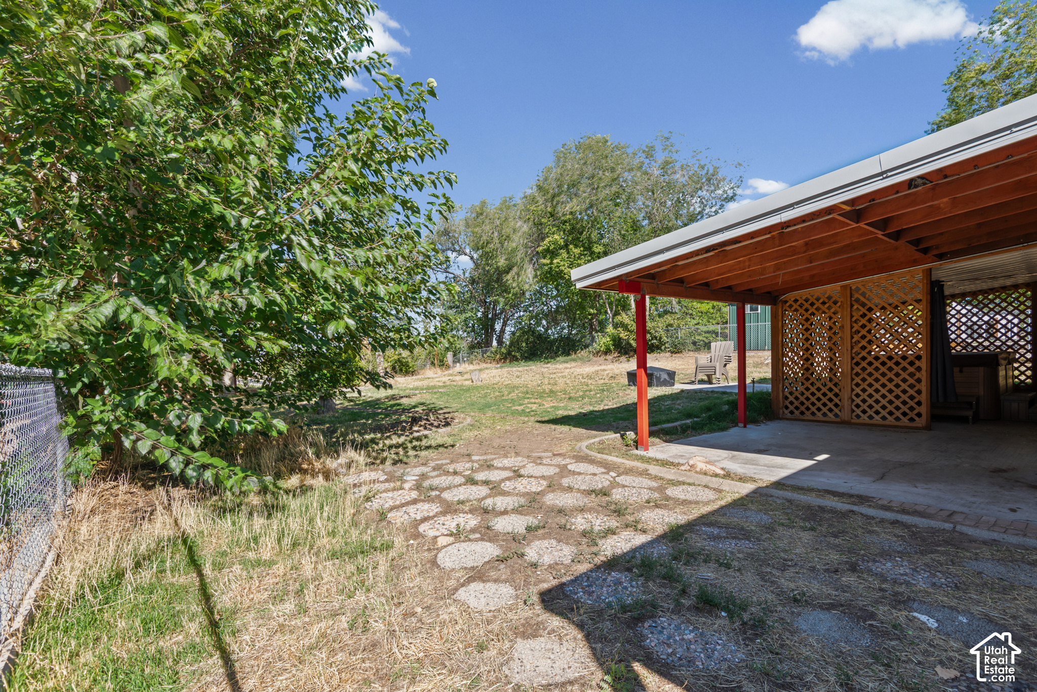 main property photo 15