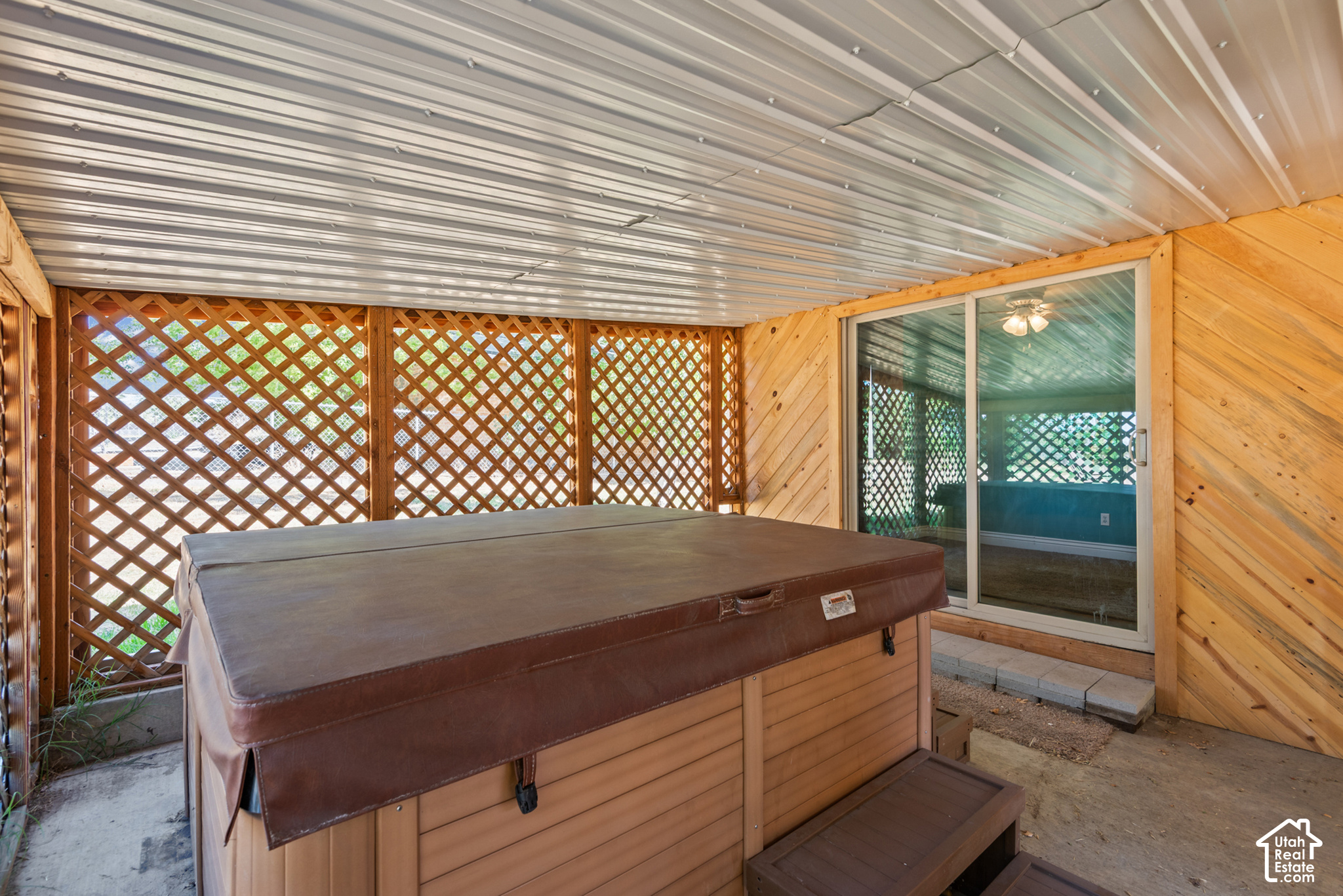 main property photo 26