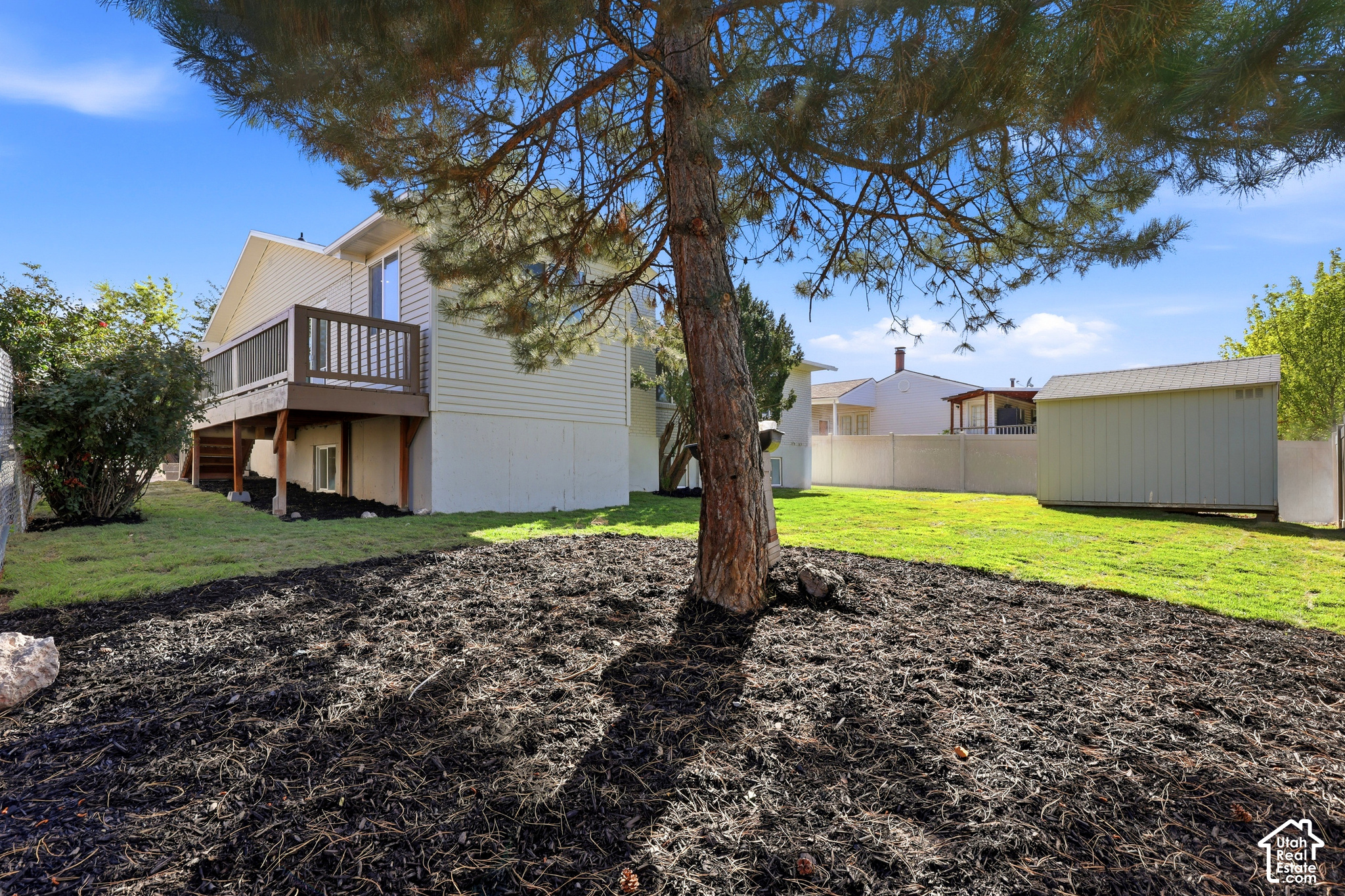 main property photo 34