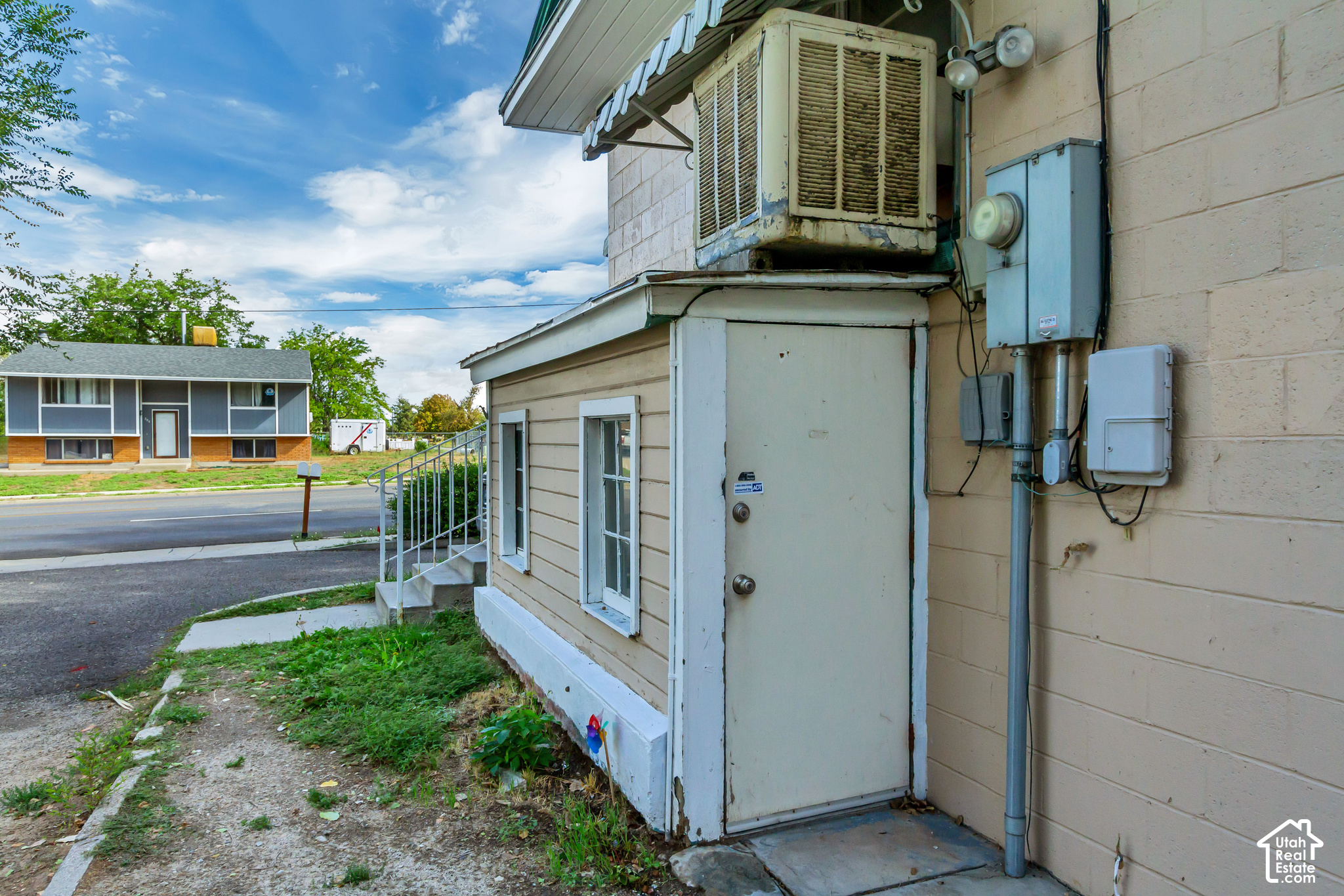 main property photo 19