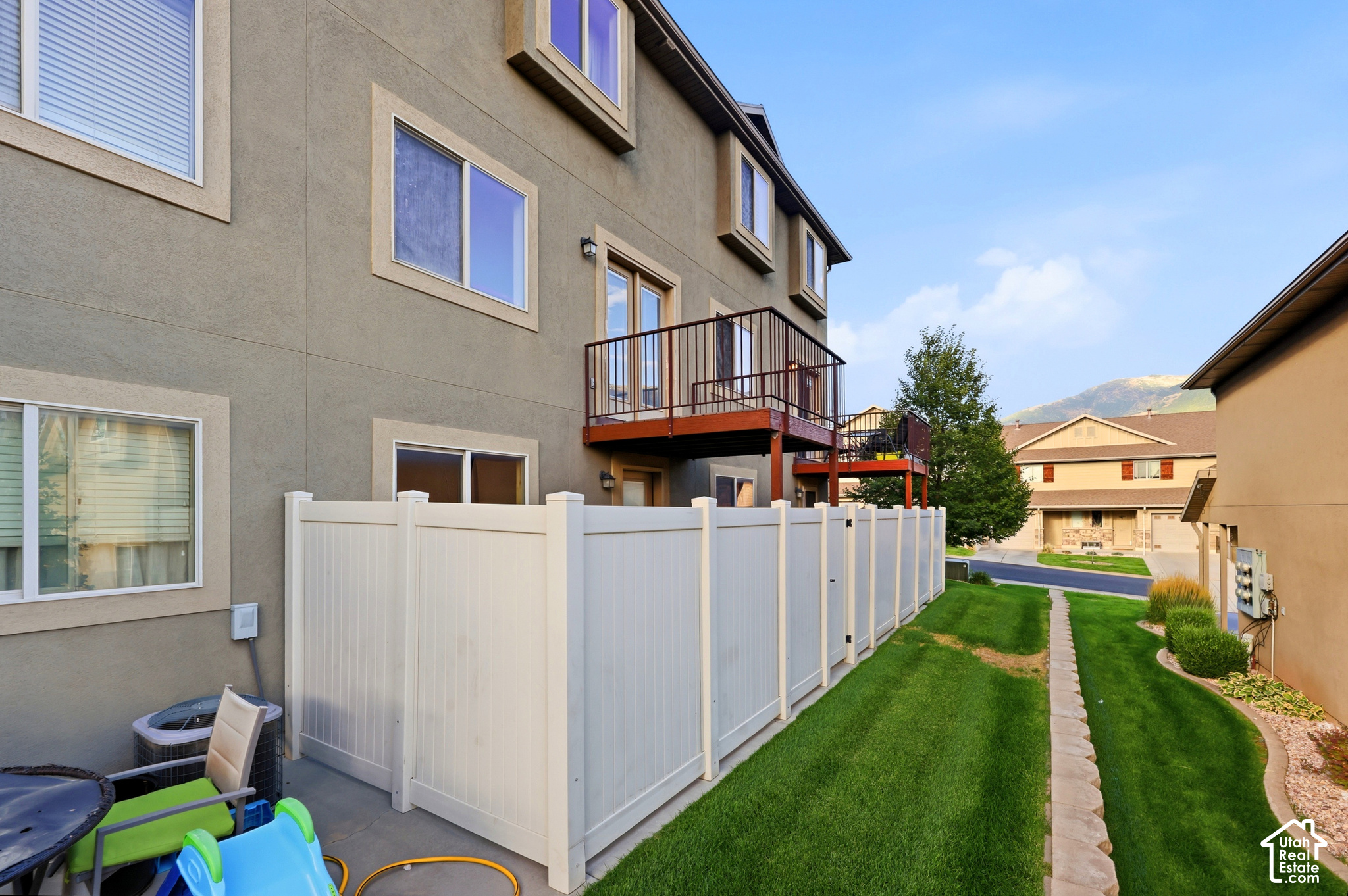 main property photo 22