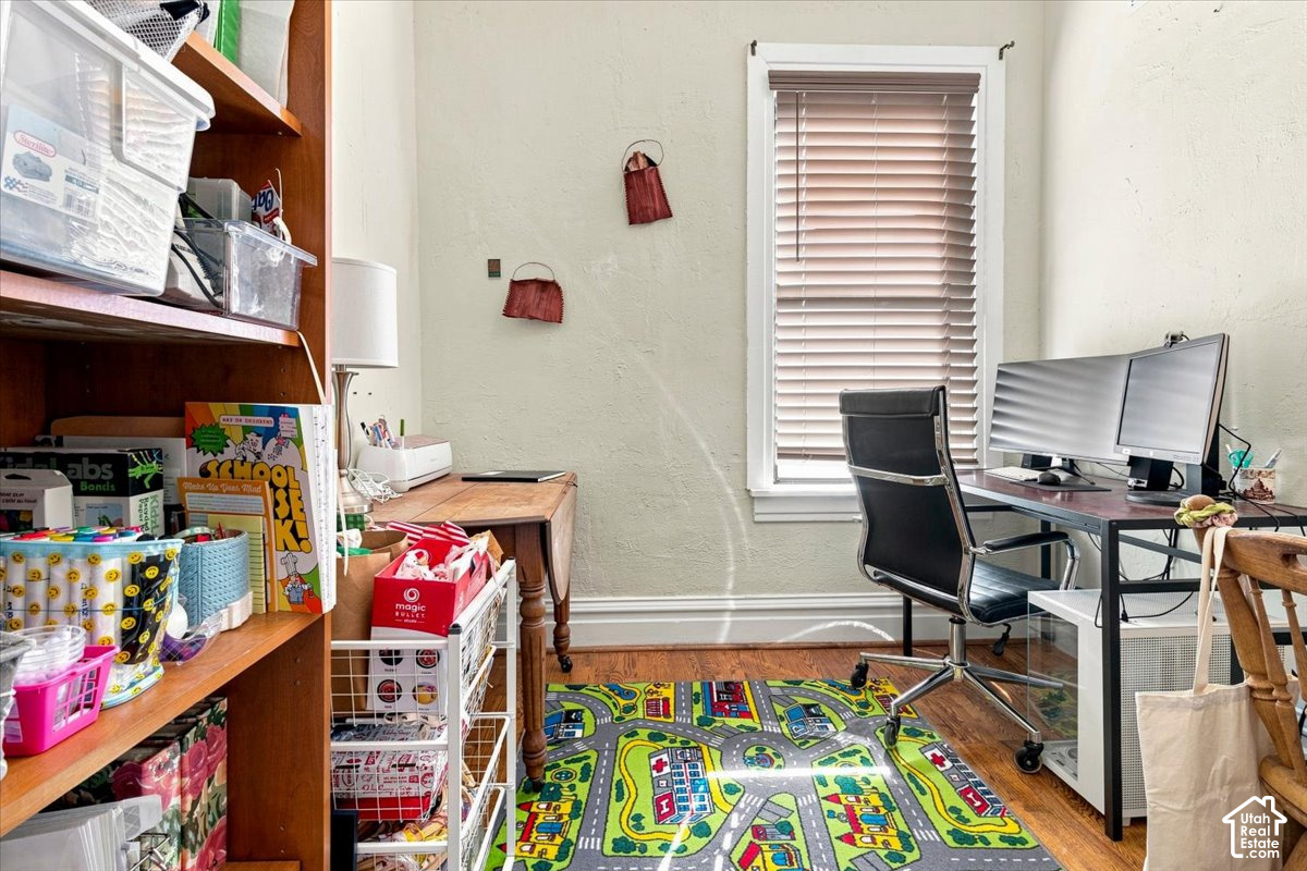 main property photo 12