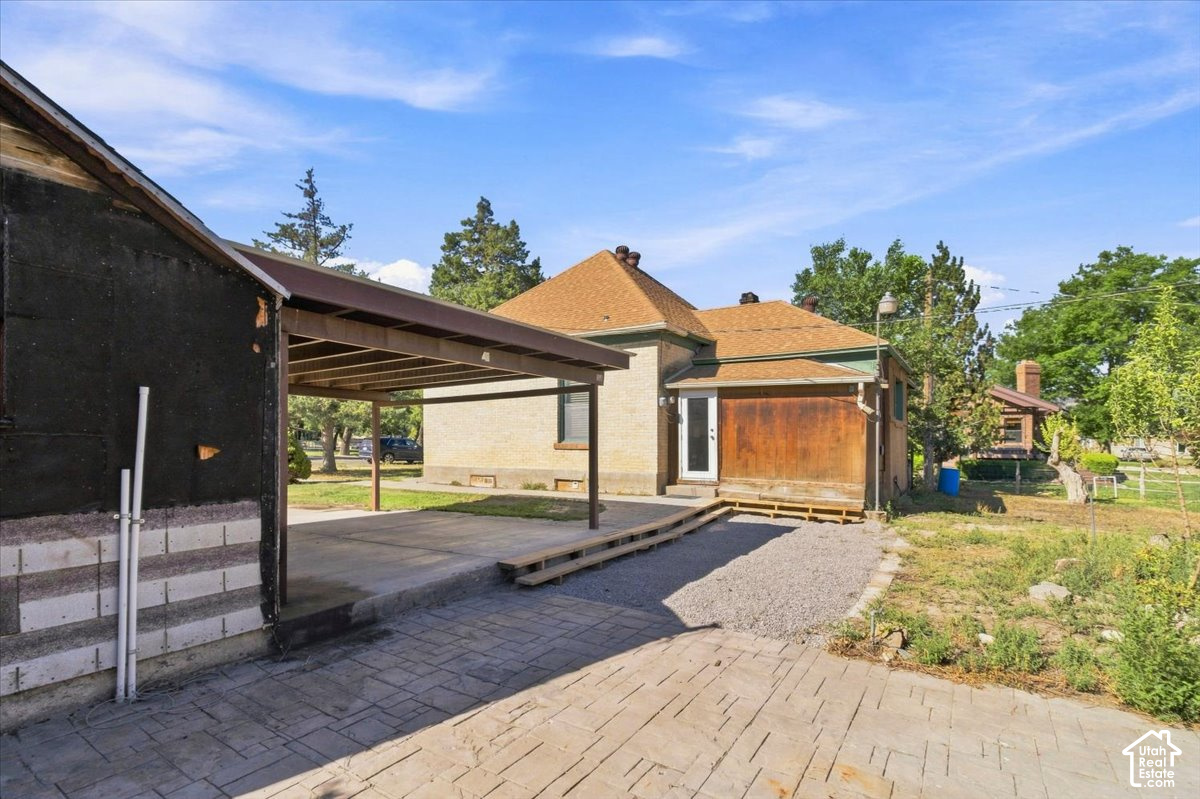 main property photo 29