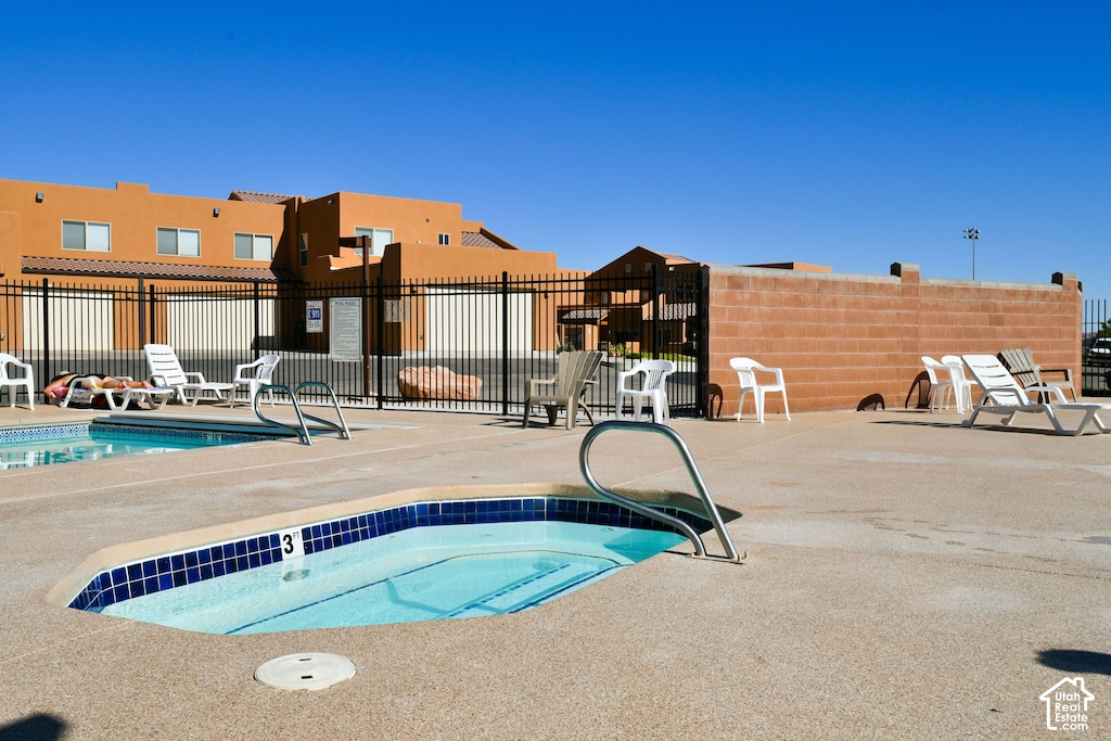 main property photo 23