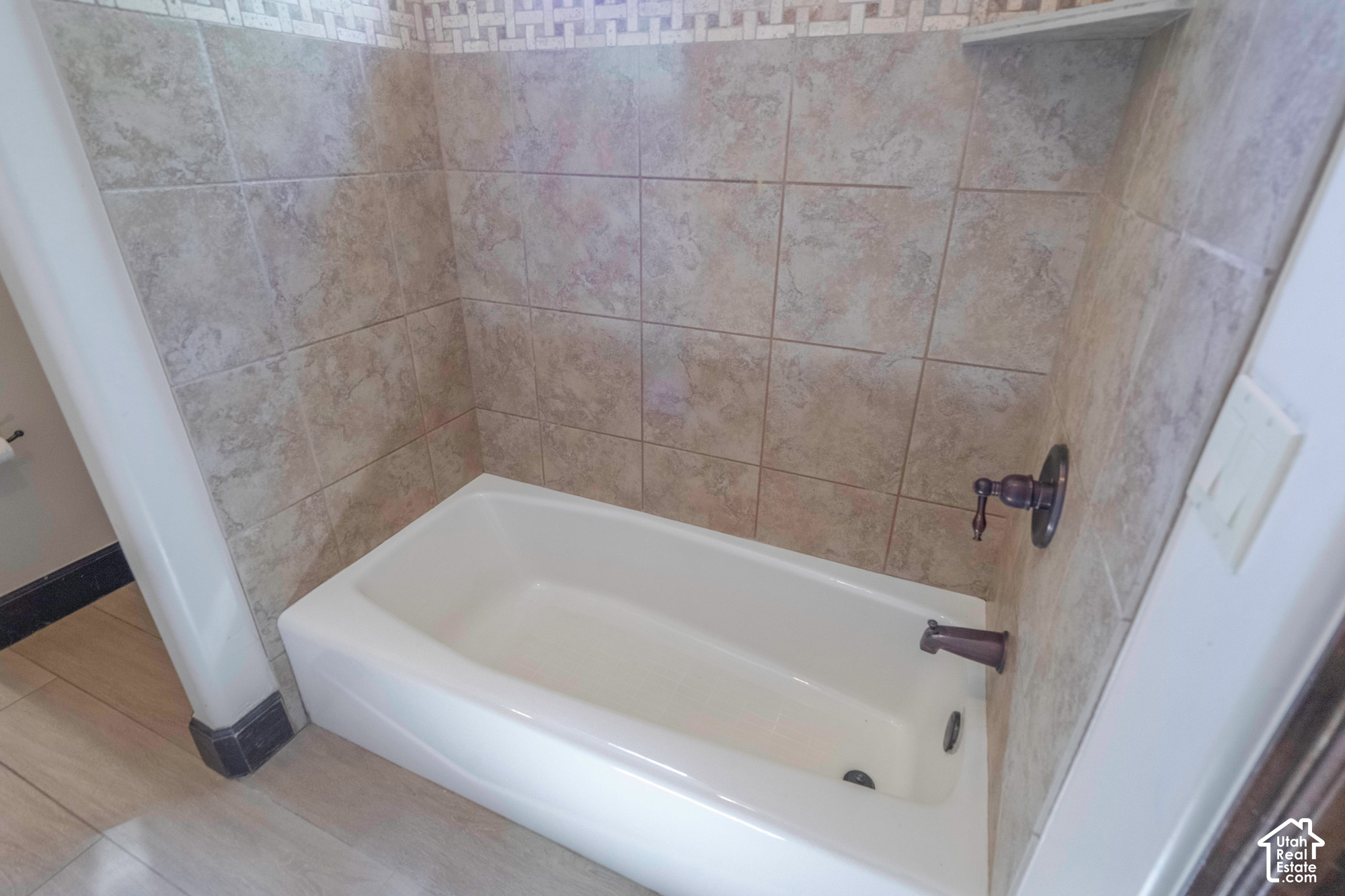 main property photo 115