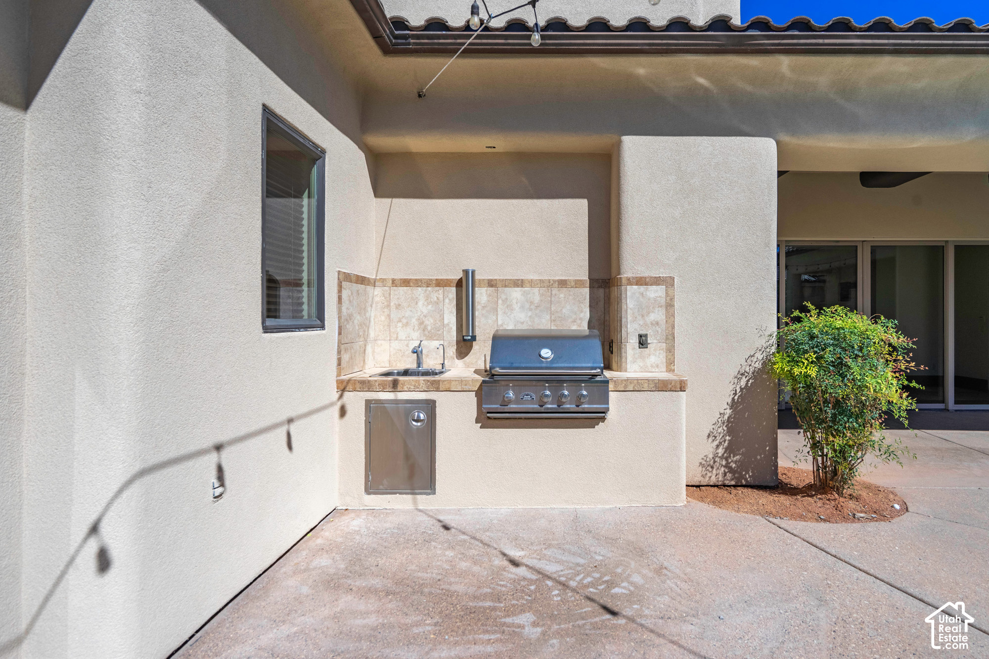 main property photo 118