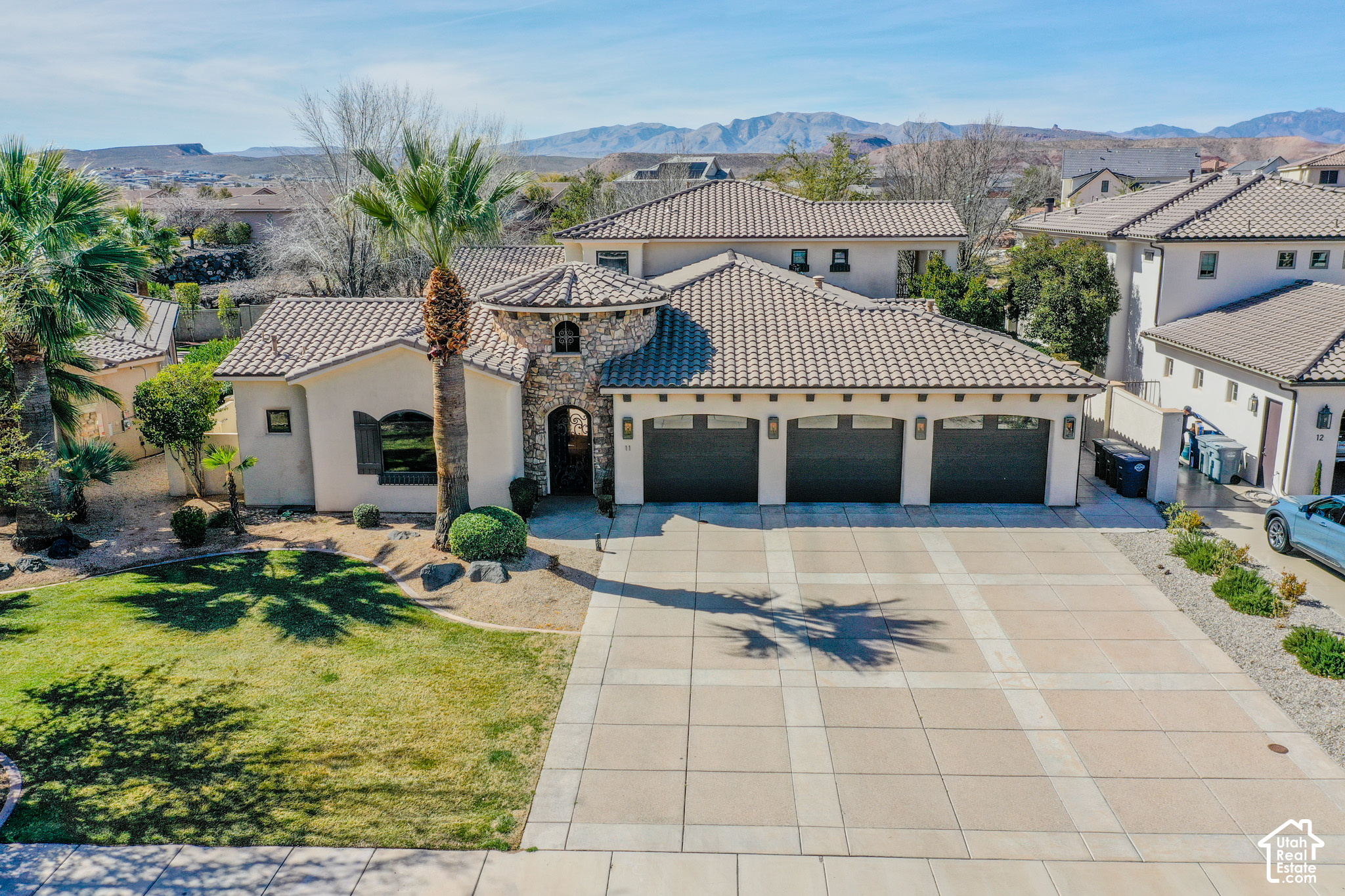 main property photo 5