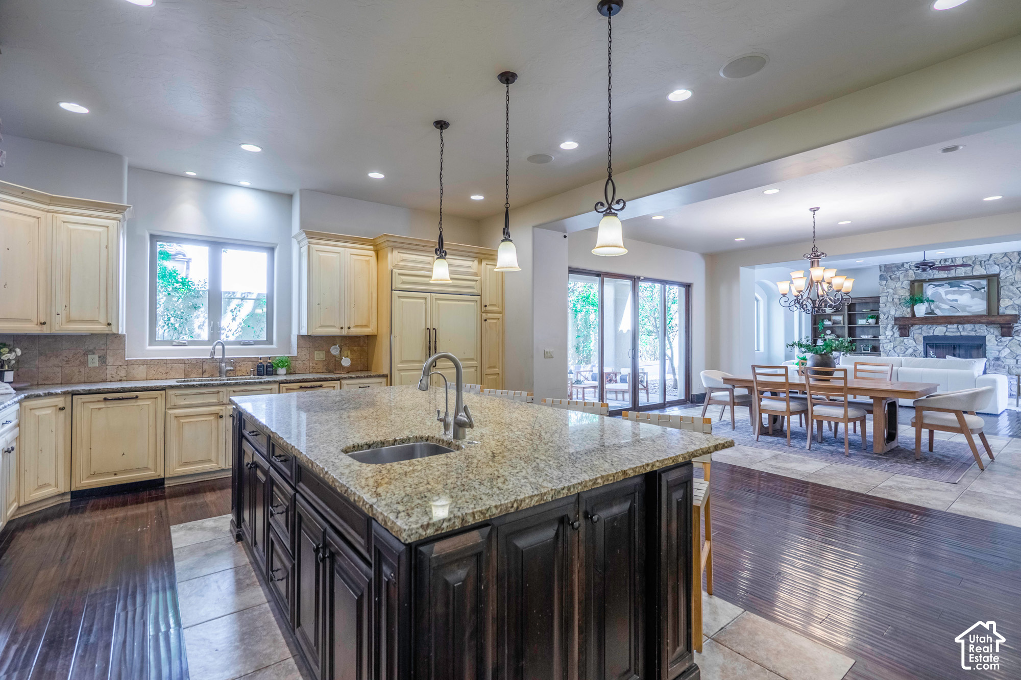 main property photo 67