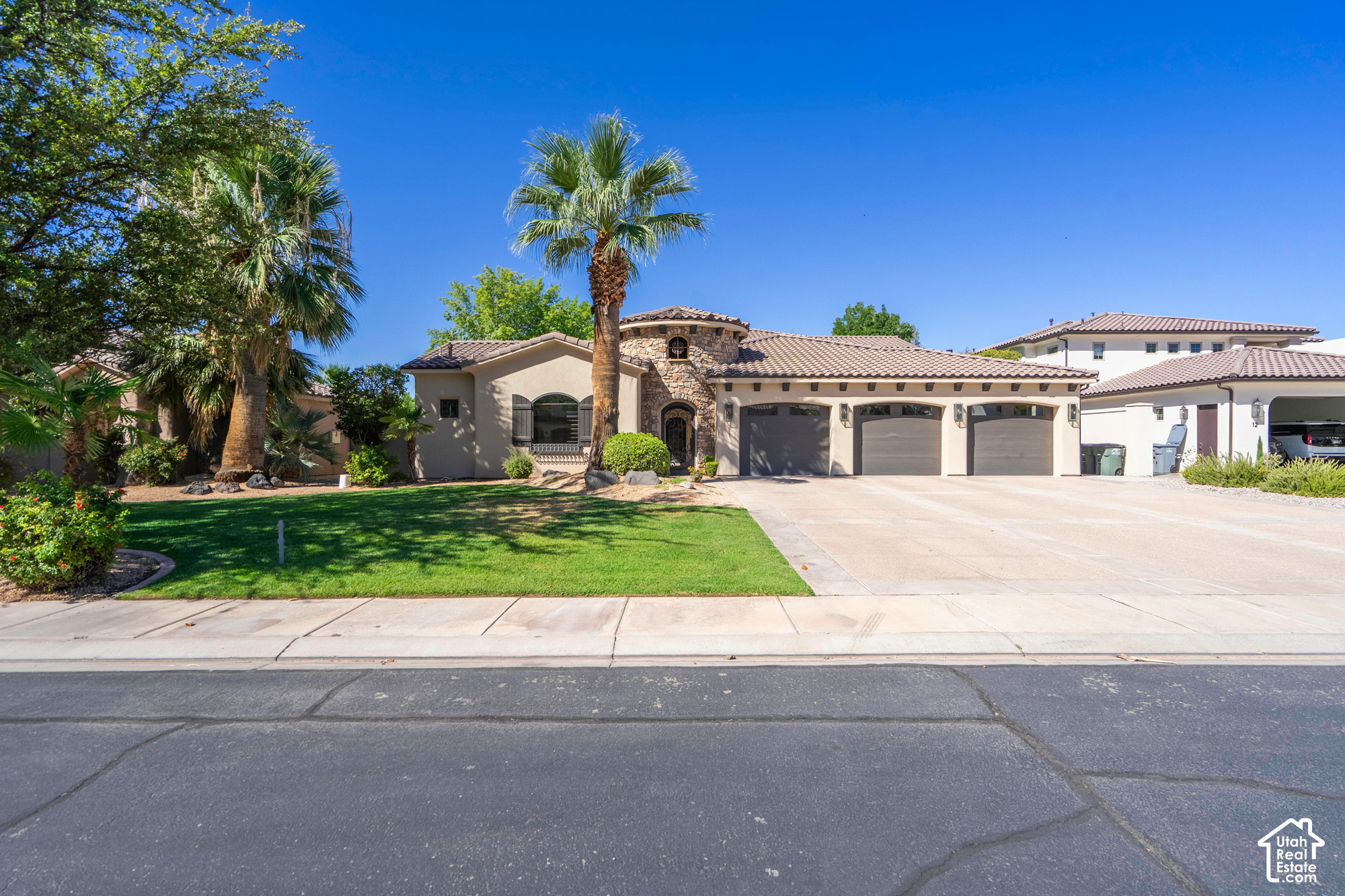 main property photo 7