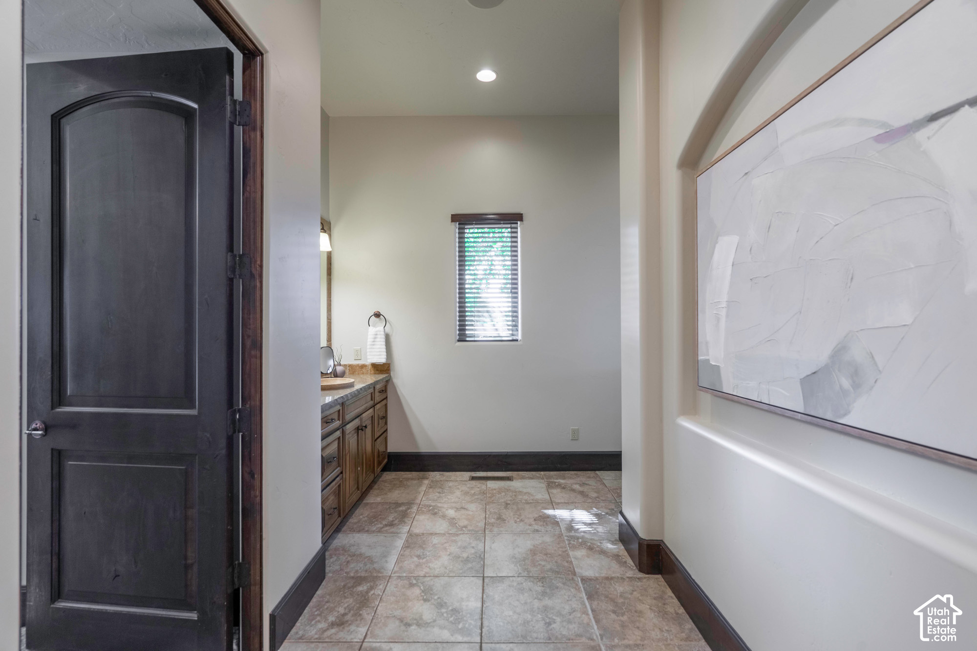 main property photo 76