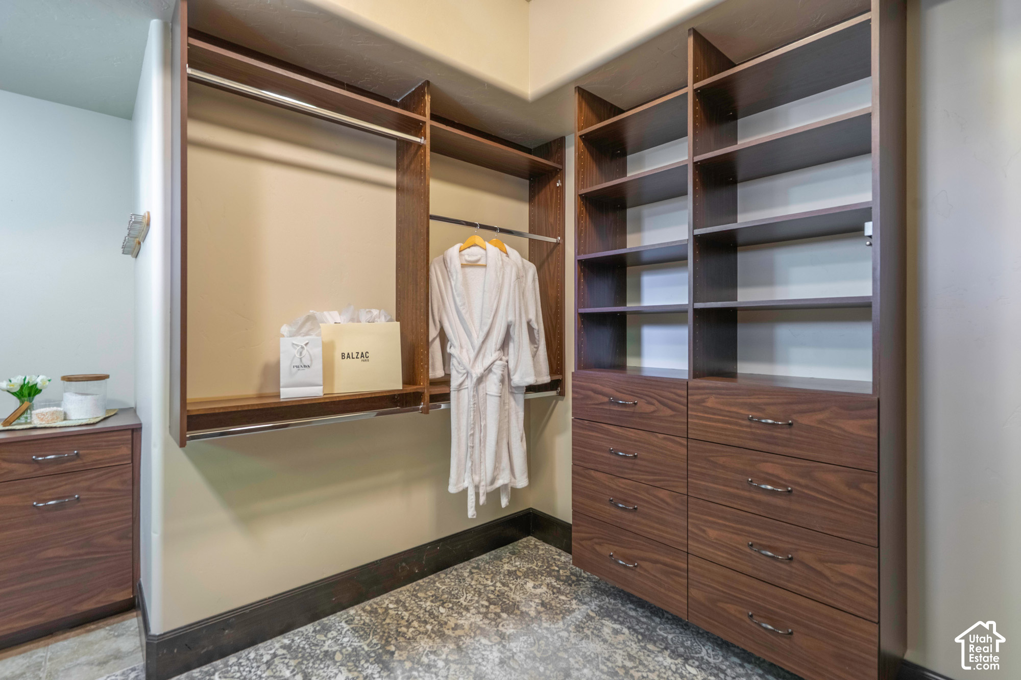 main property photo 86