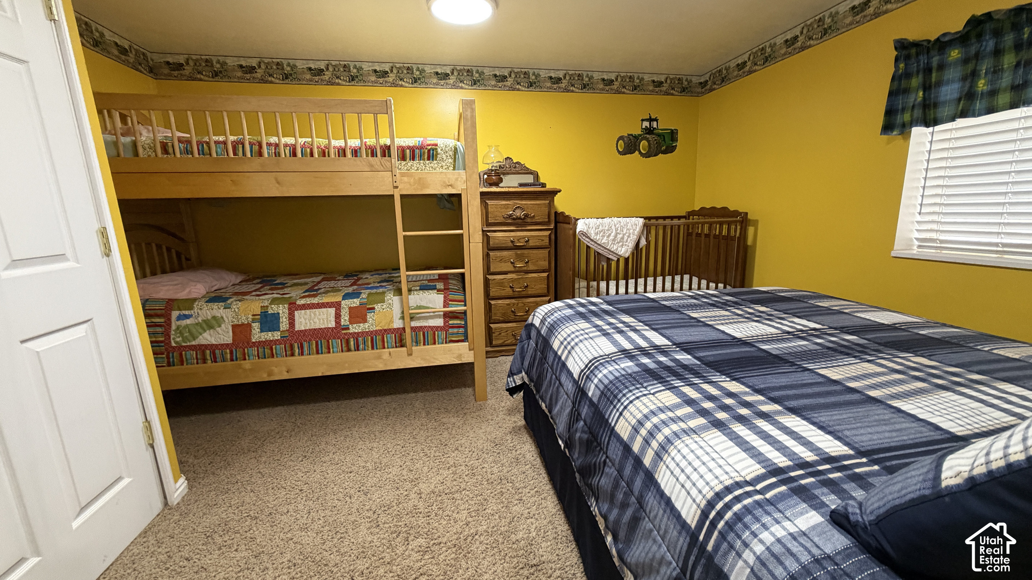 main property photo 35