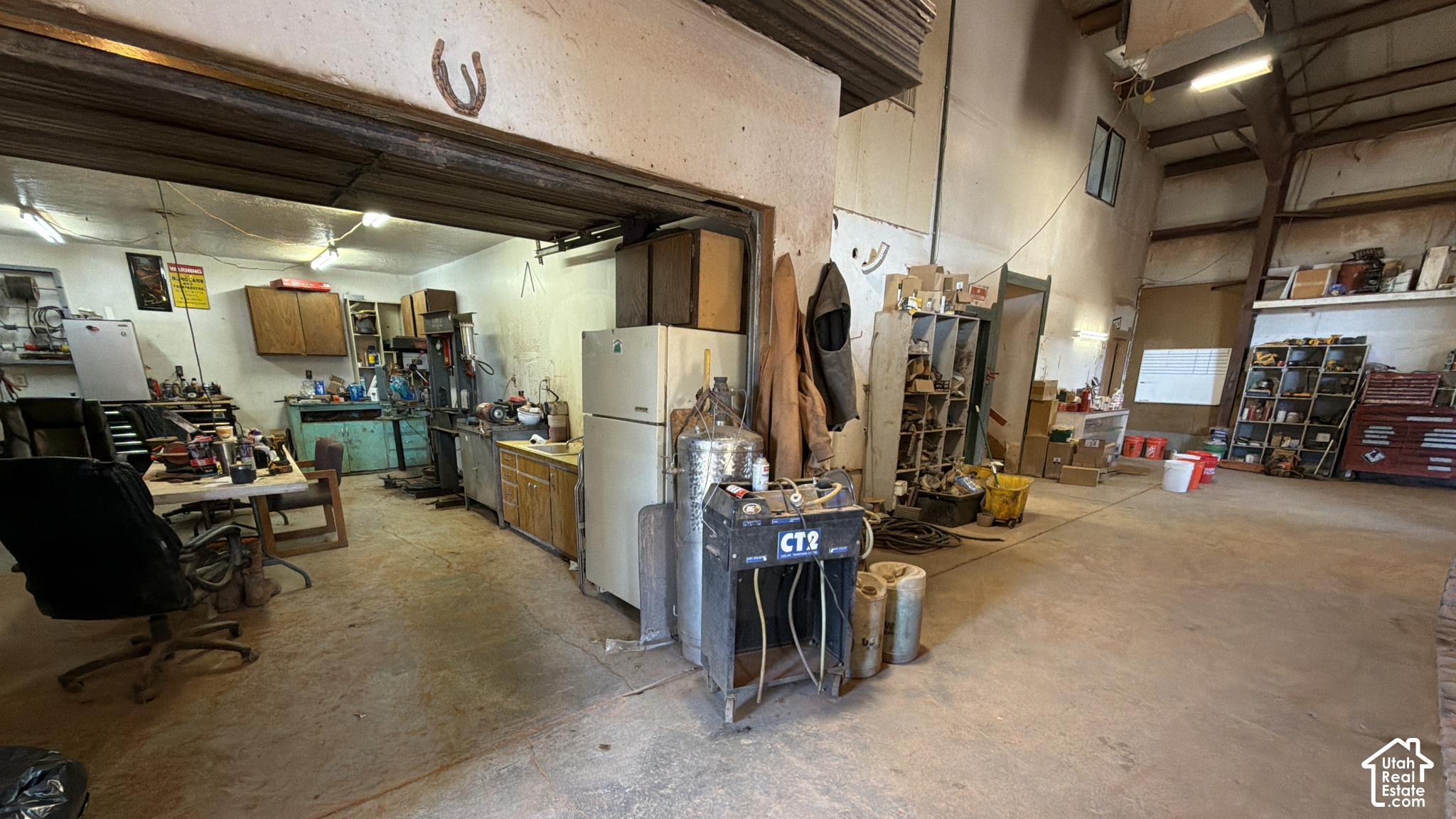 main property photo 44