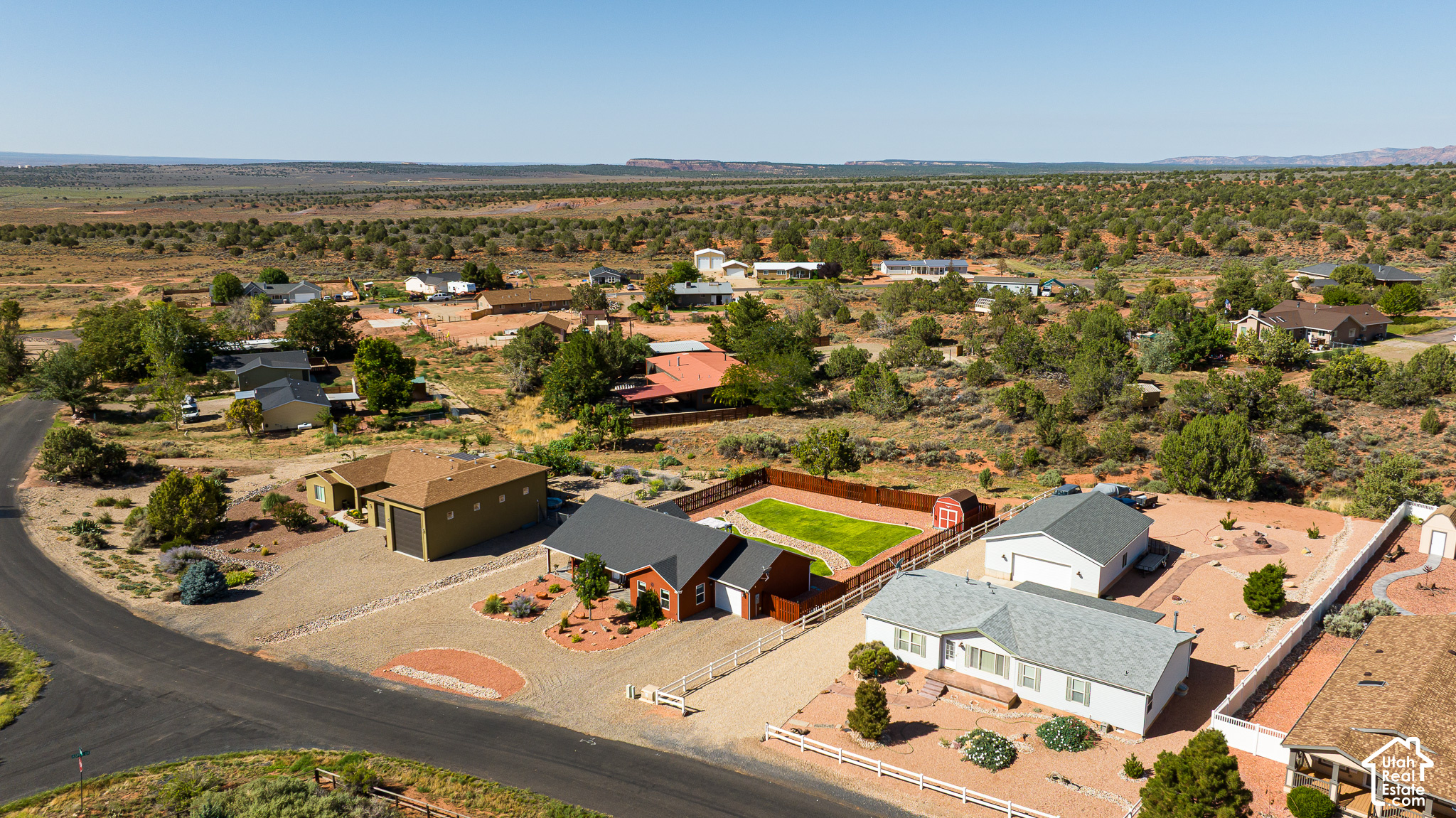 main property photo 37