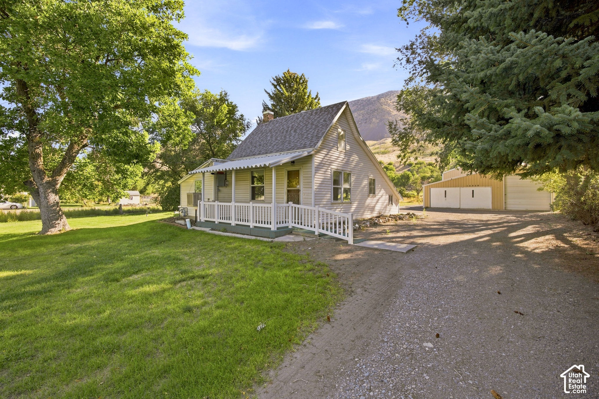 main property photo 25