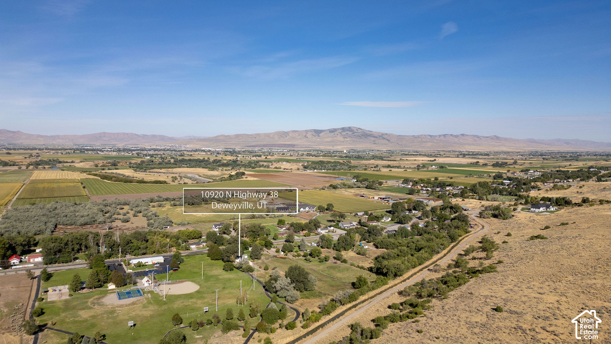 main property photo 40