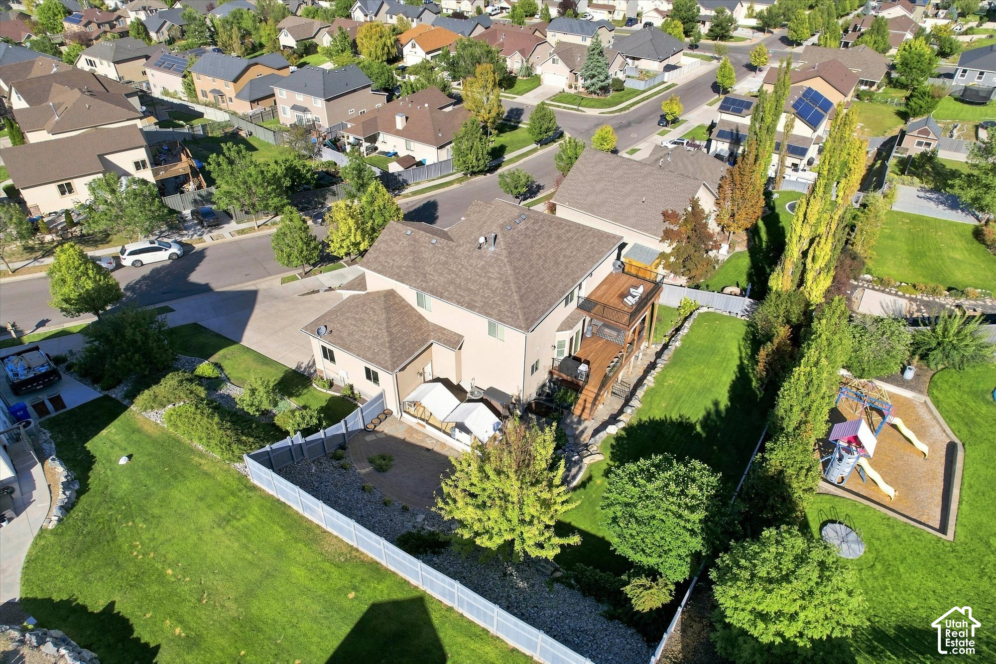 main property photo 45