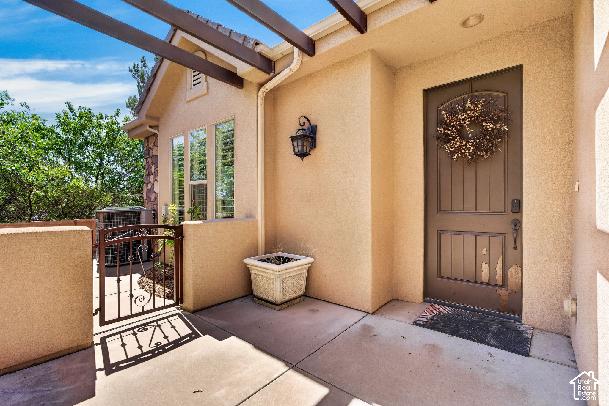 main property photo 35