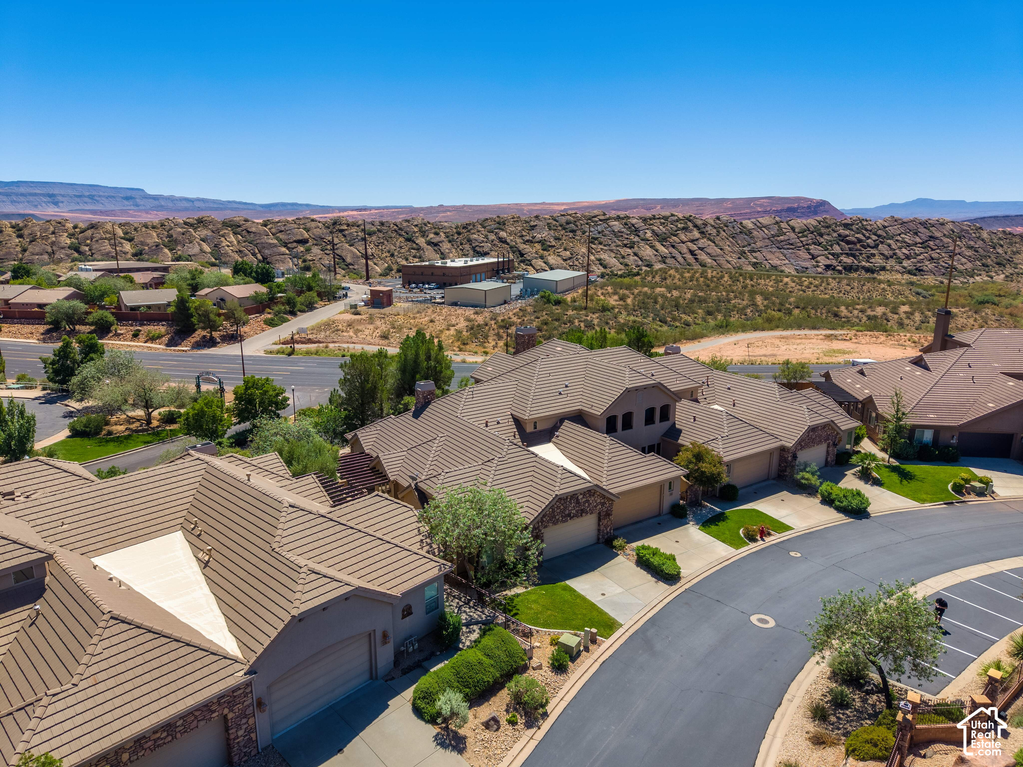 main property photo 78