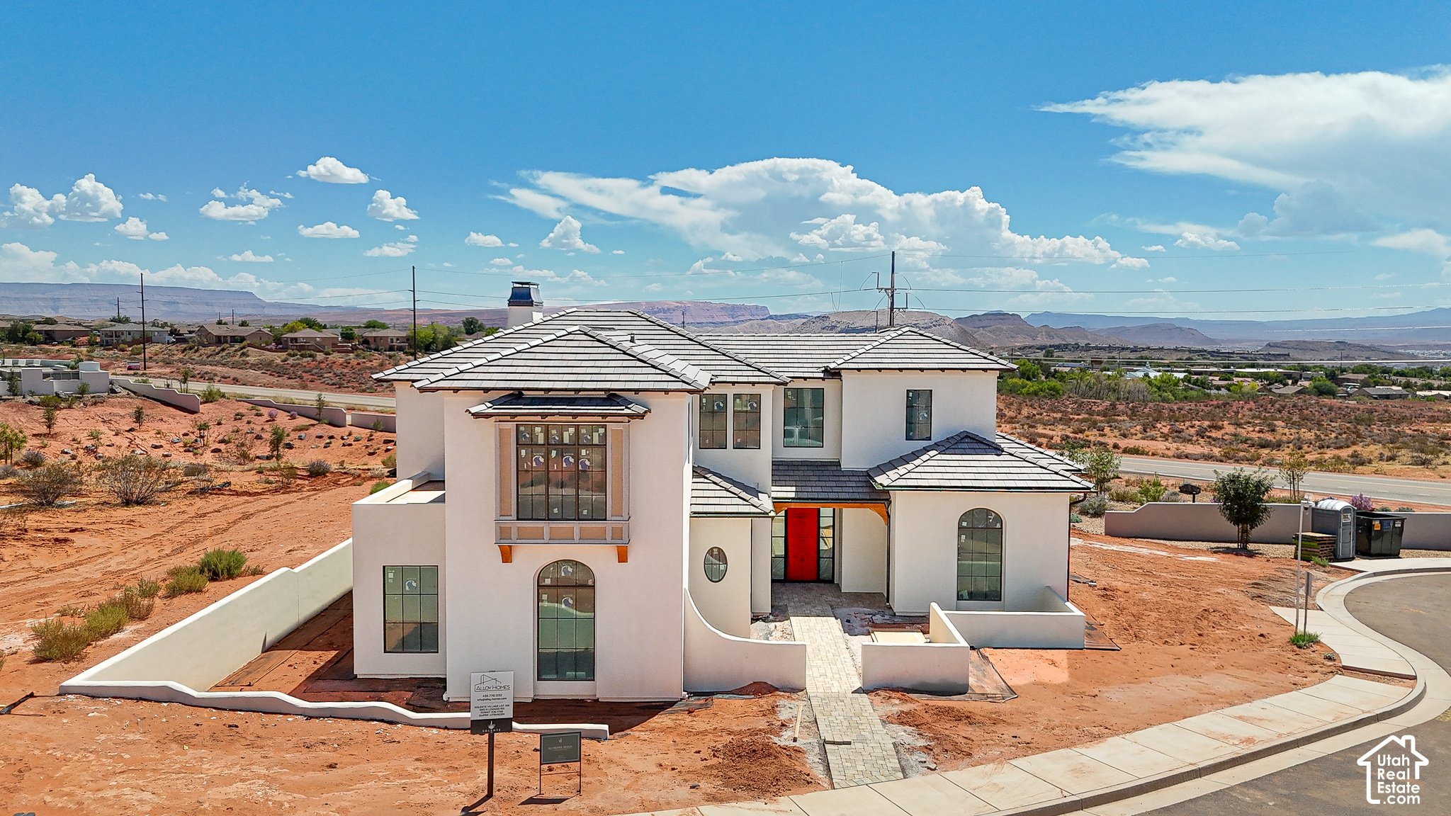 main property photo 2