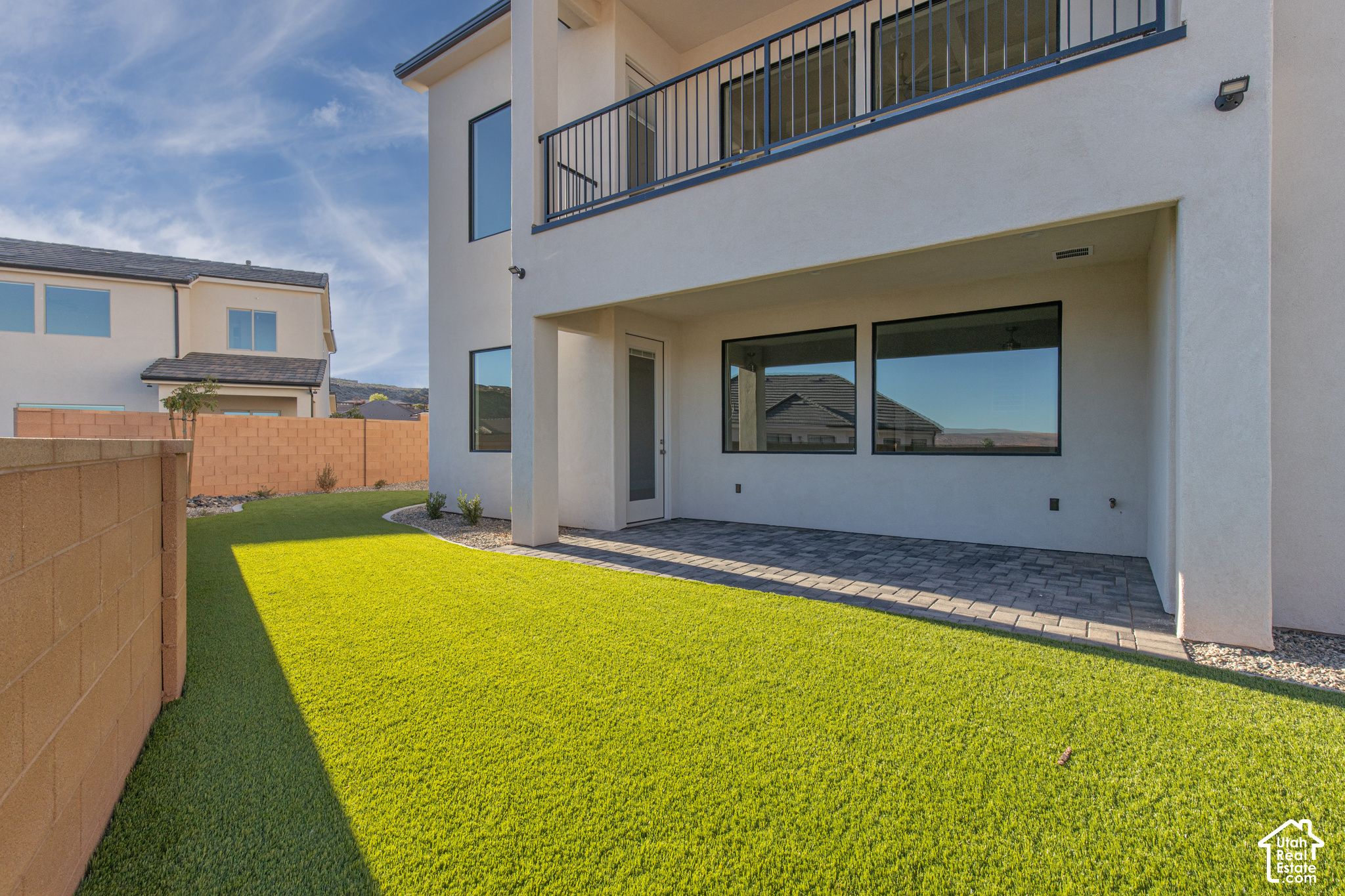 main property photo 34