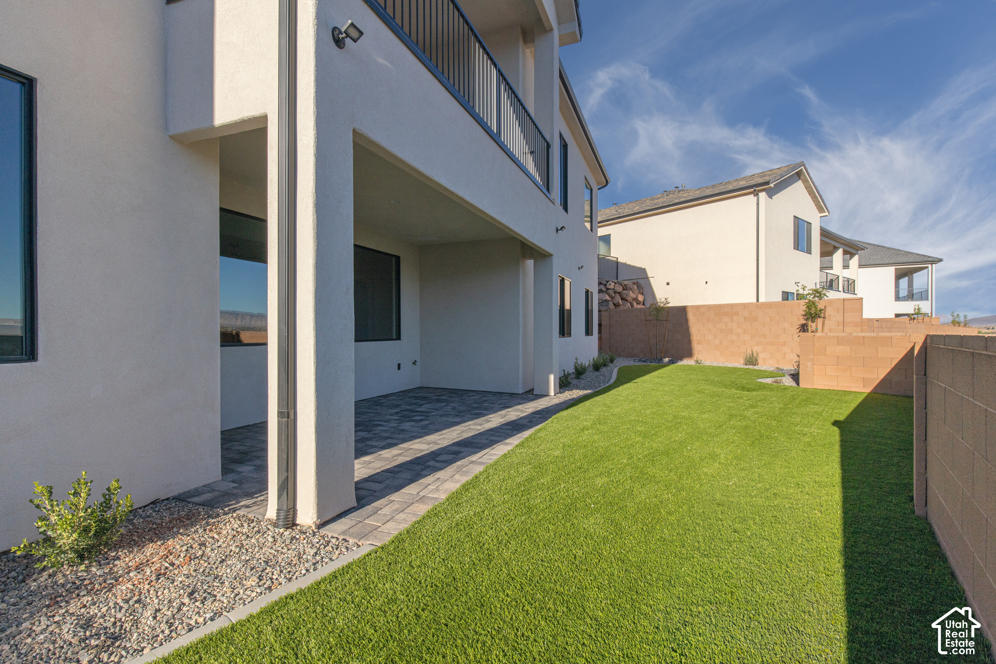 main property photo 36