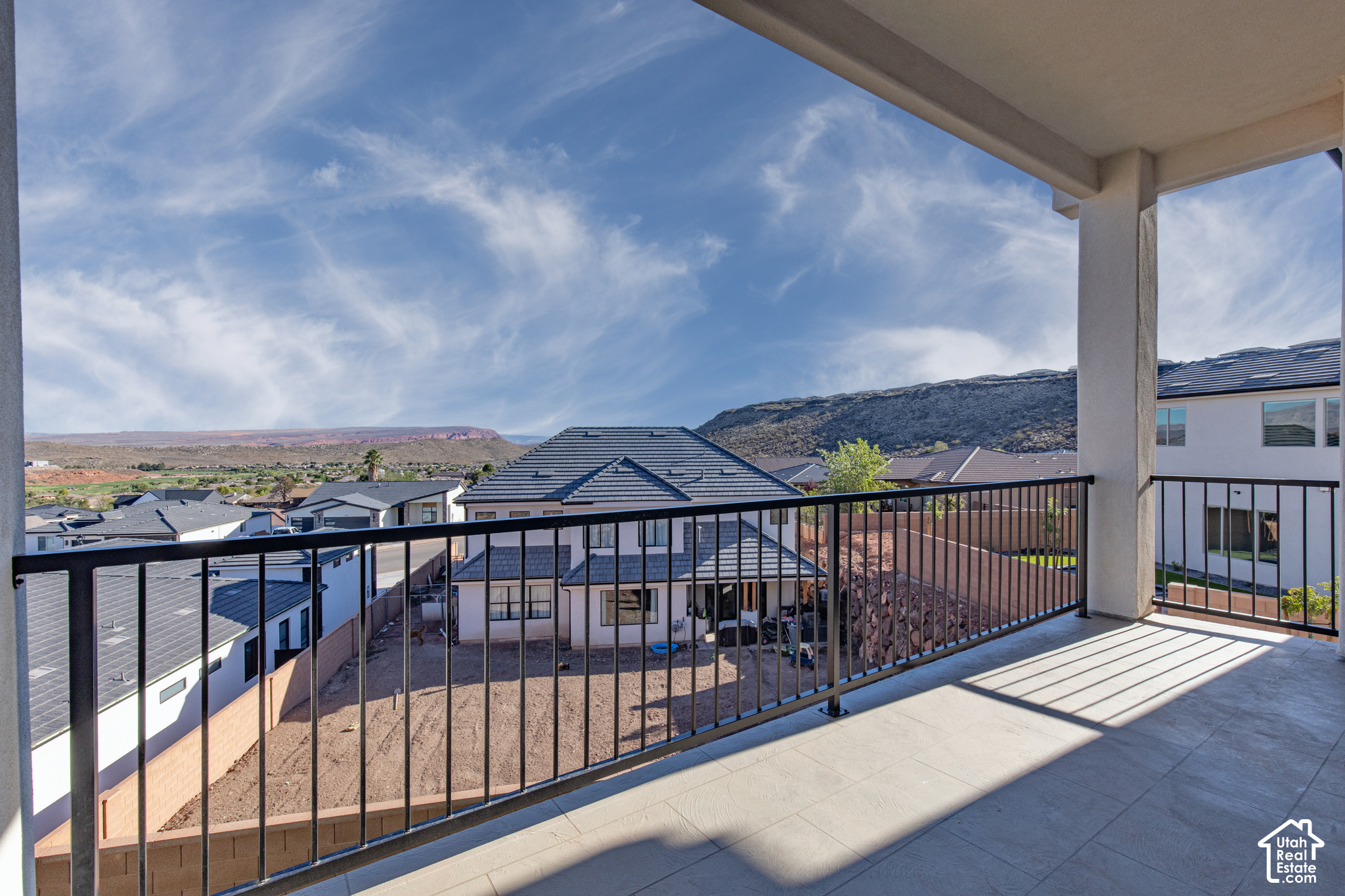 main property photo 8