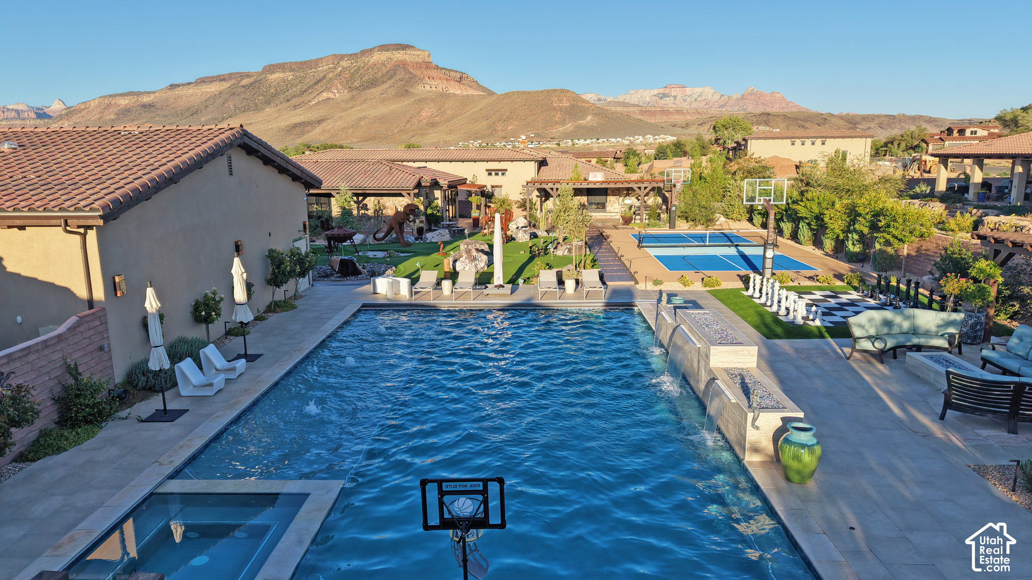 main property photo 45