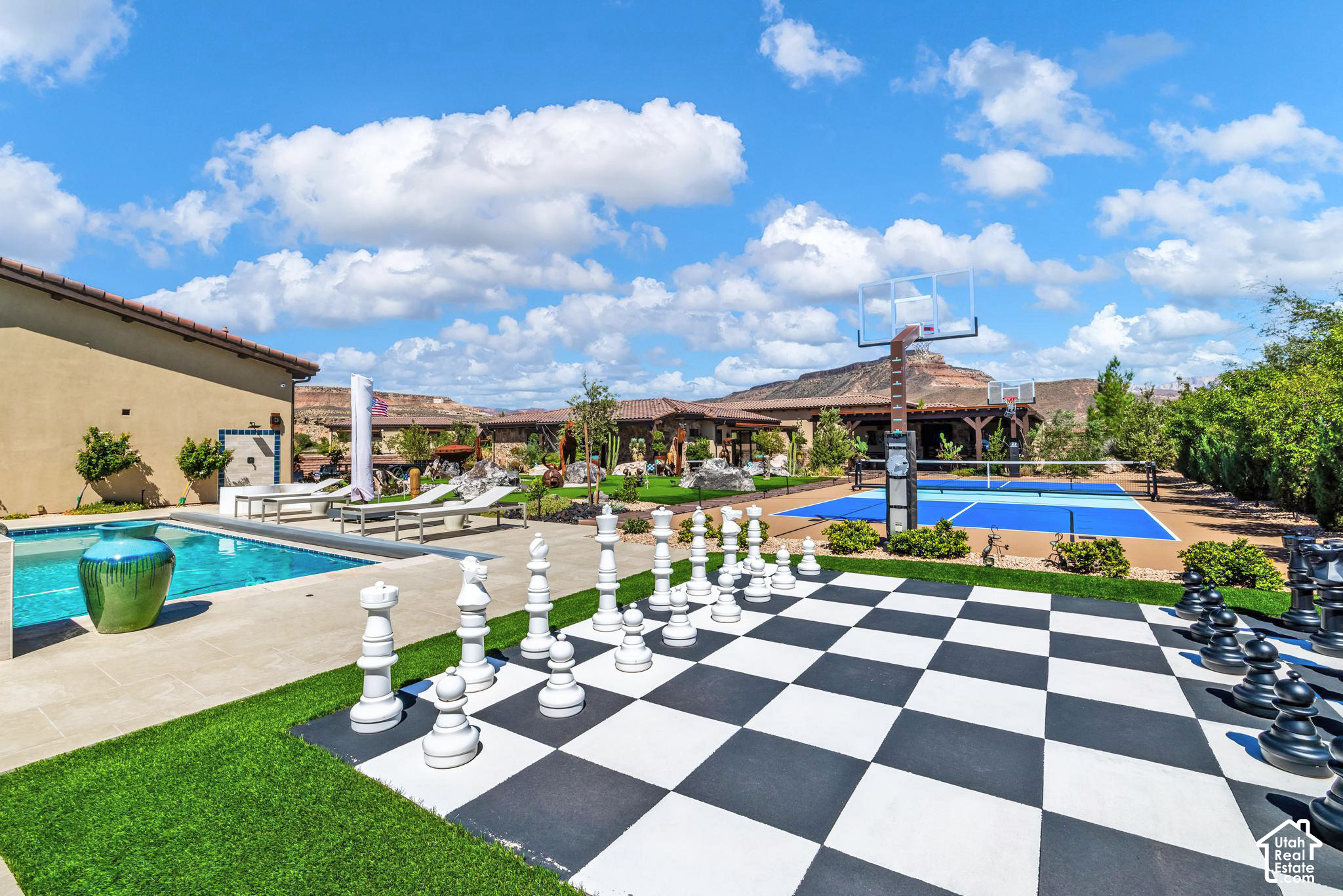 main property photo 51