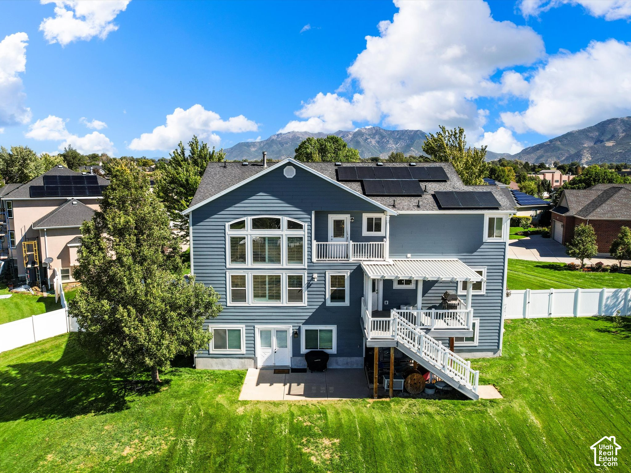 main property photo 45