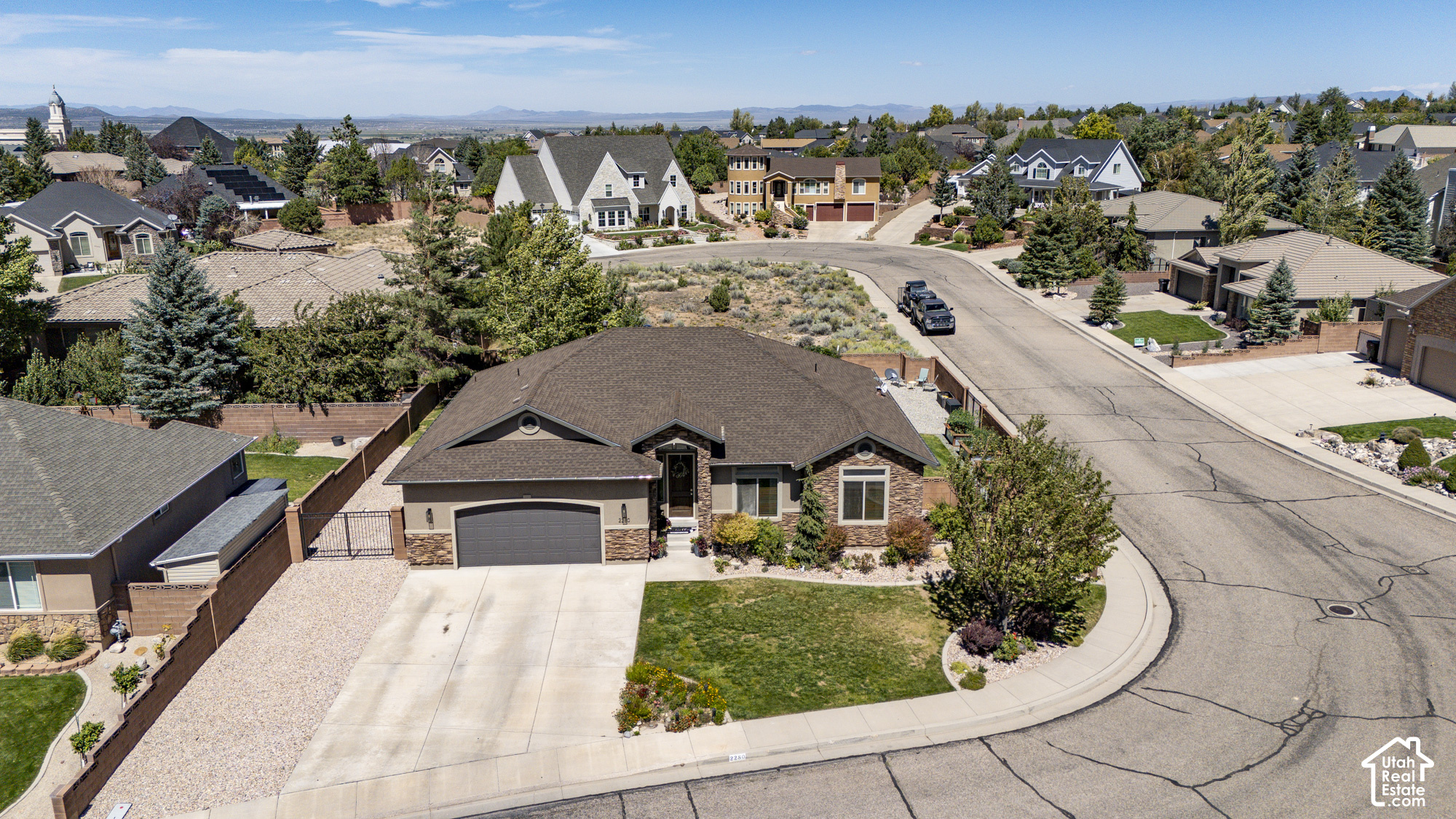 main property photo 59
