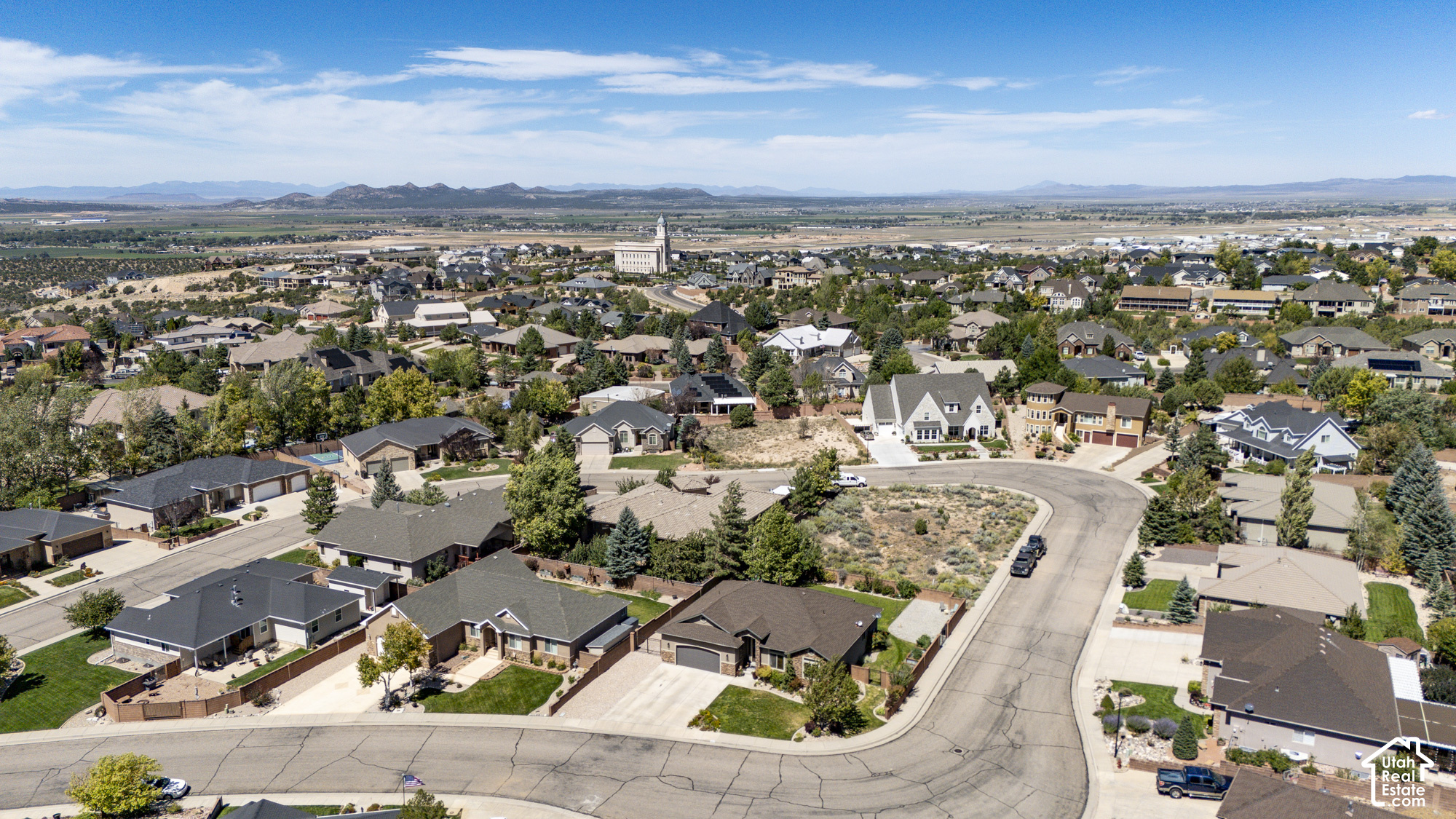 main property photo 67