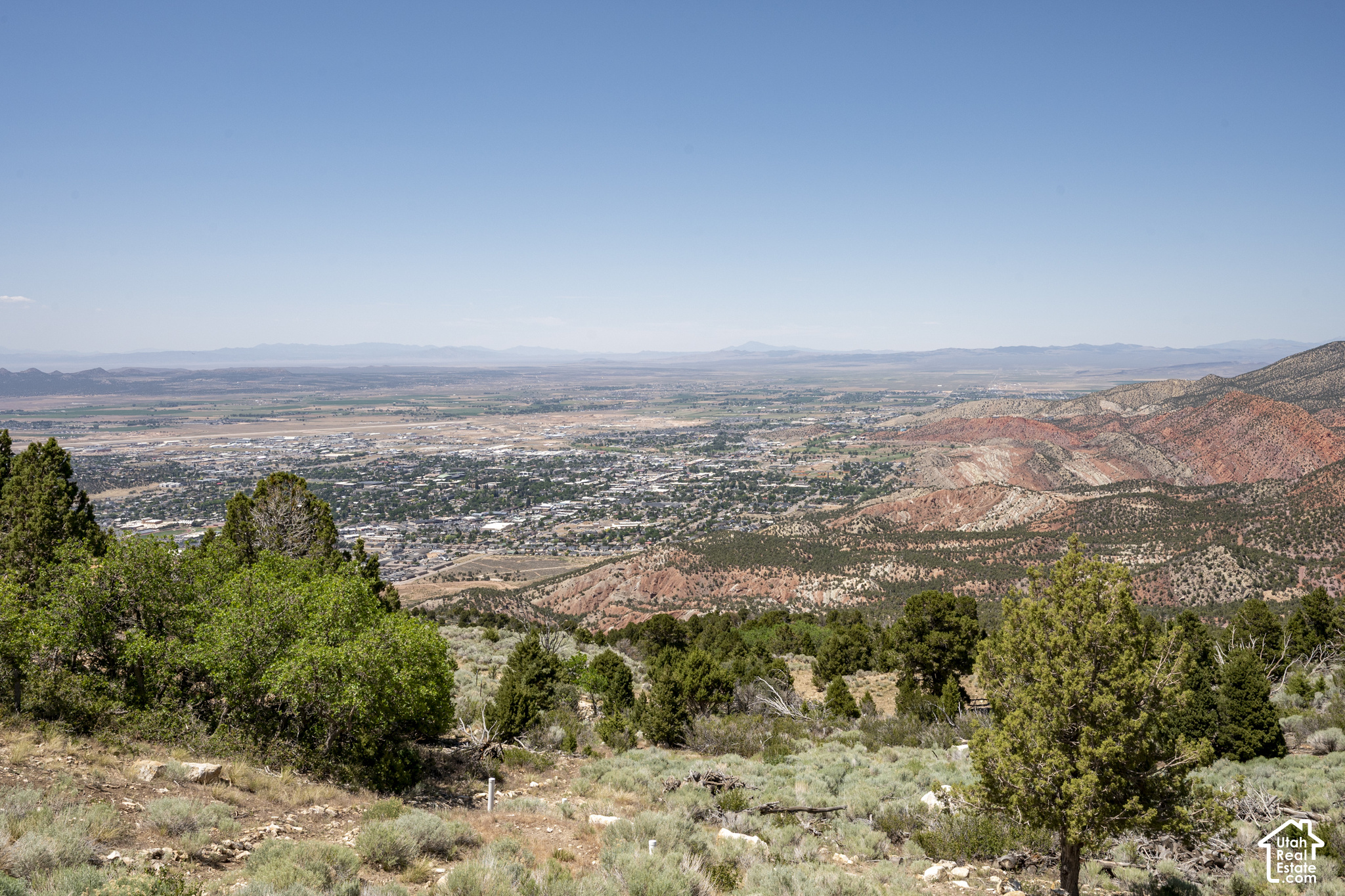 main property photo 75