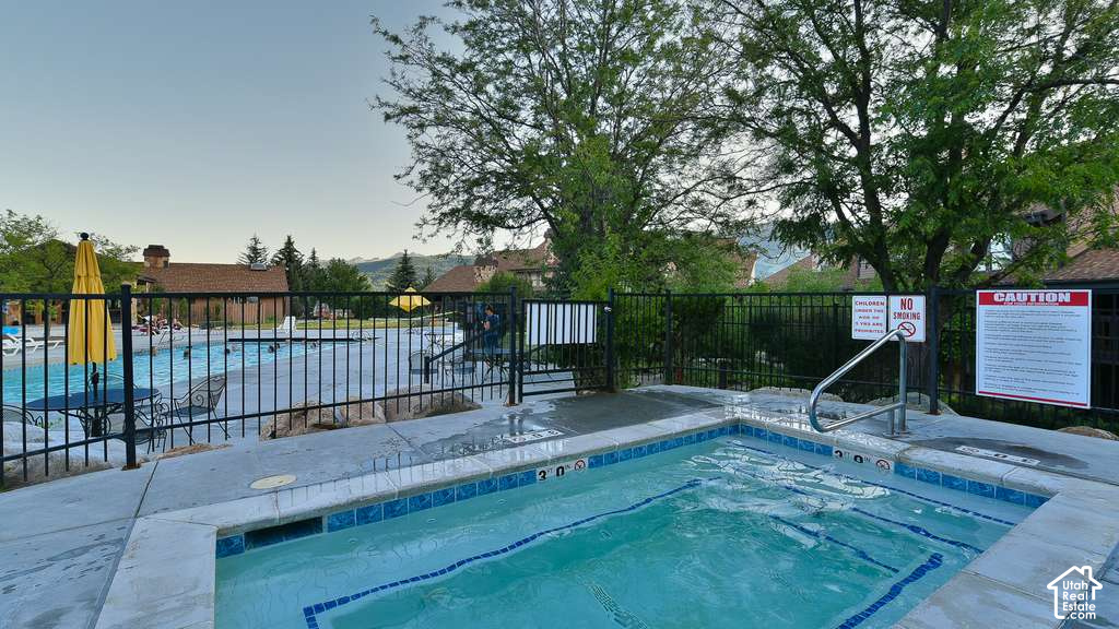 main property photo 14