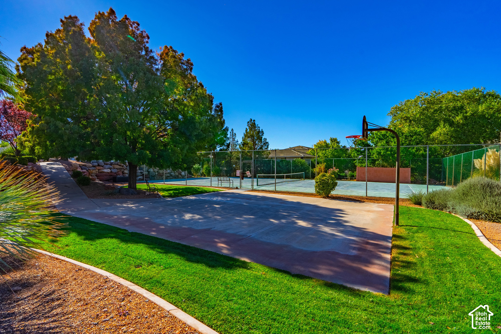 main property photo 76