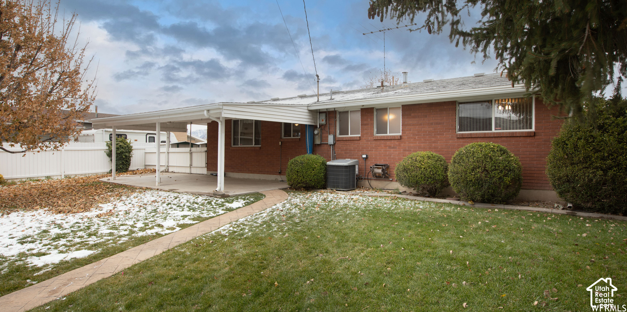 main property photo 12