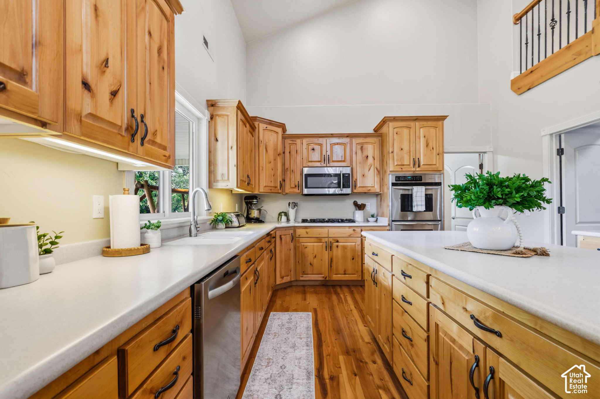 main property photo 19