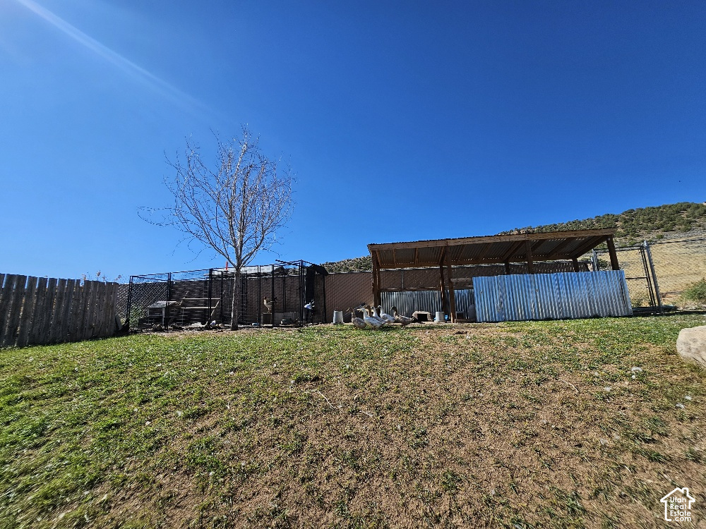 main property photo 24