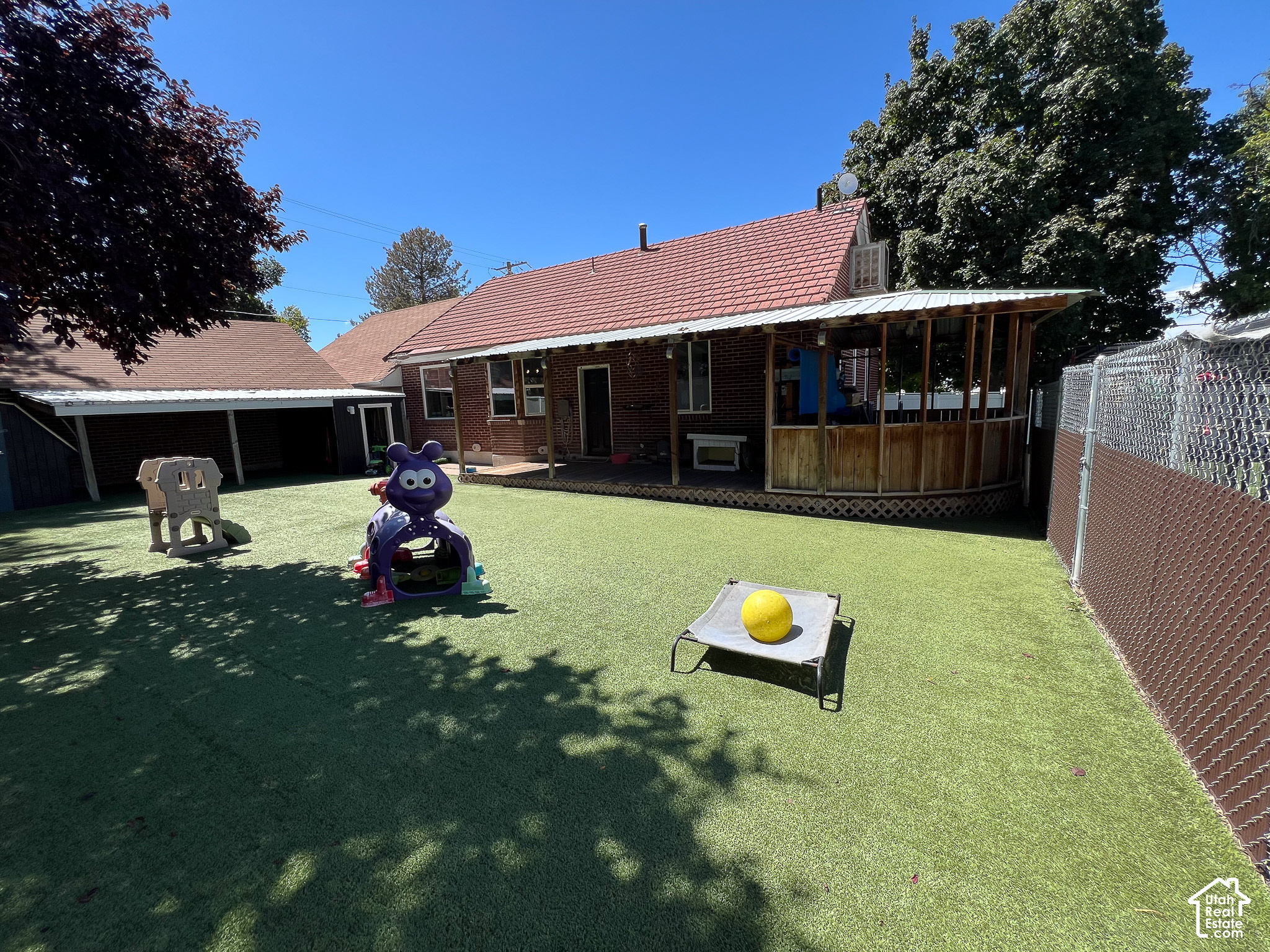 main property photo 42