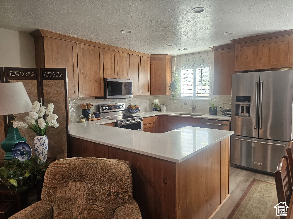 main property photo 8